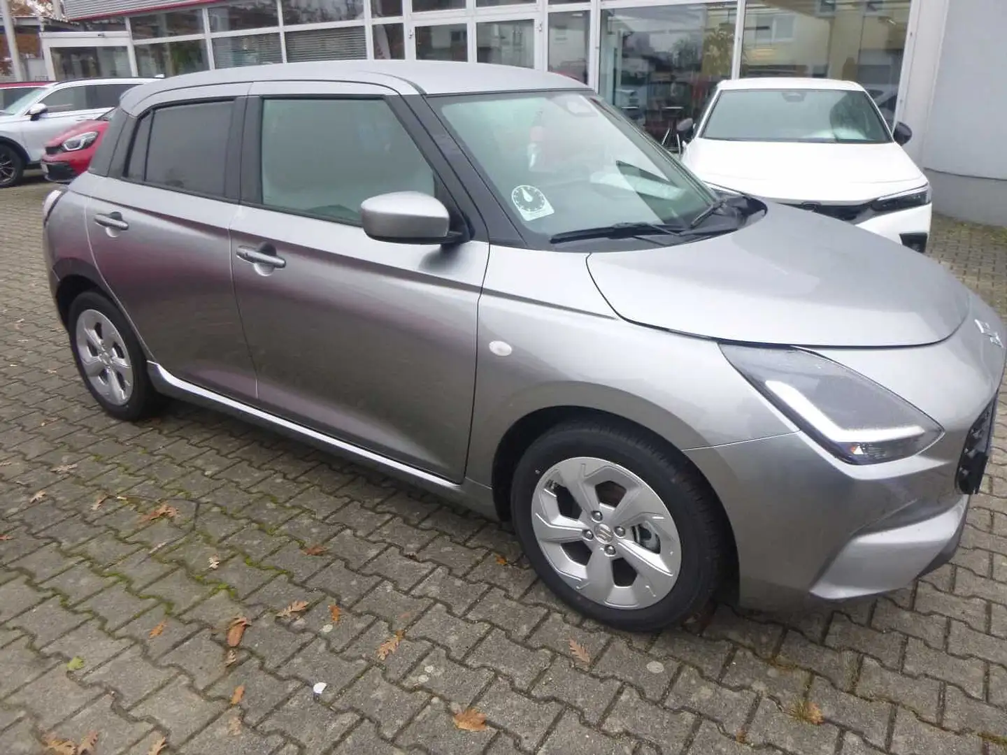 Suzuki Swift 1.2 Advance Gris - 2