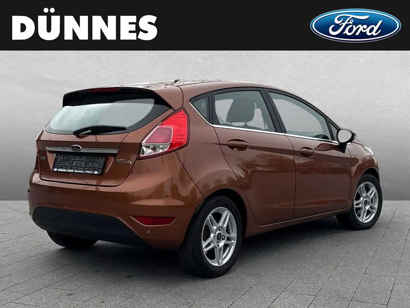 Ford Fiesta 1.0 EcoBoost Titanium Braun - 2