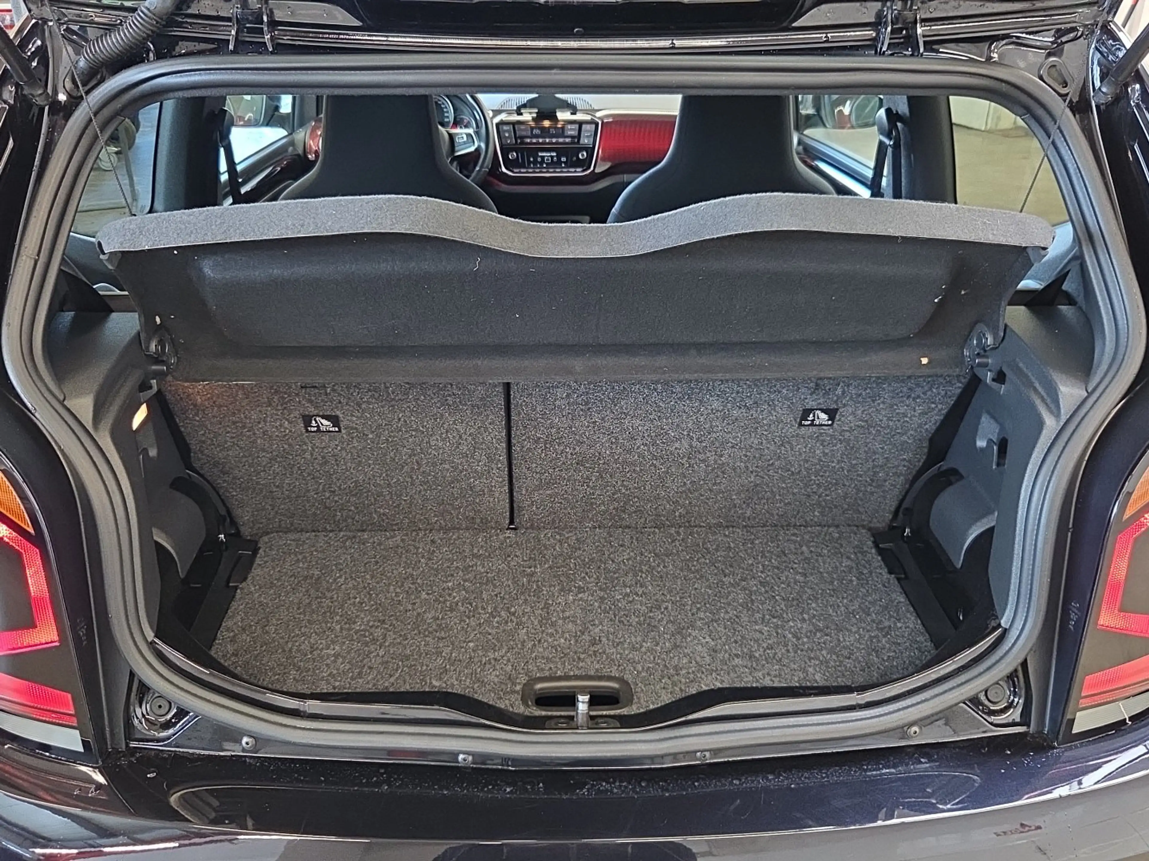 Volkswagen up! VW up! GTI — photo 14