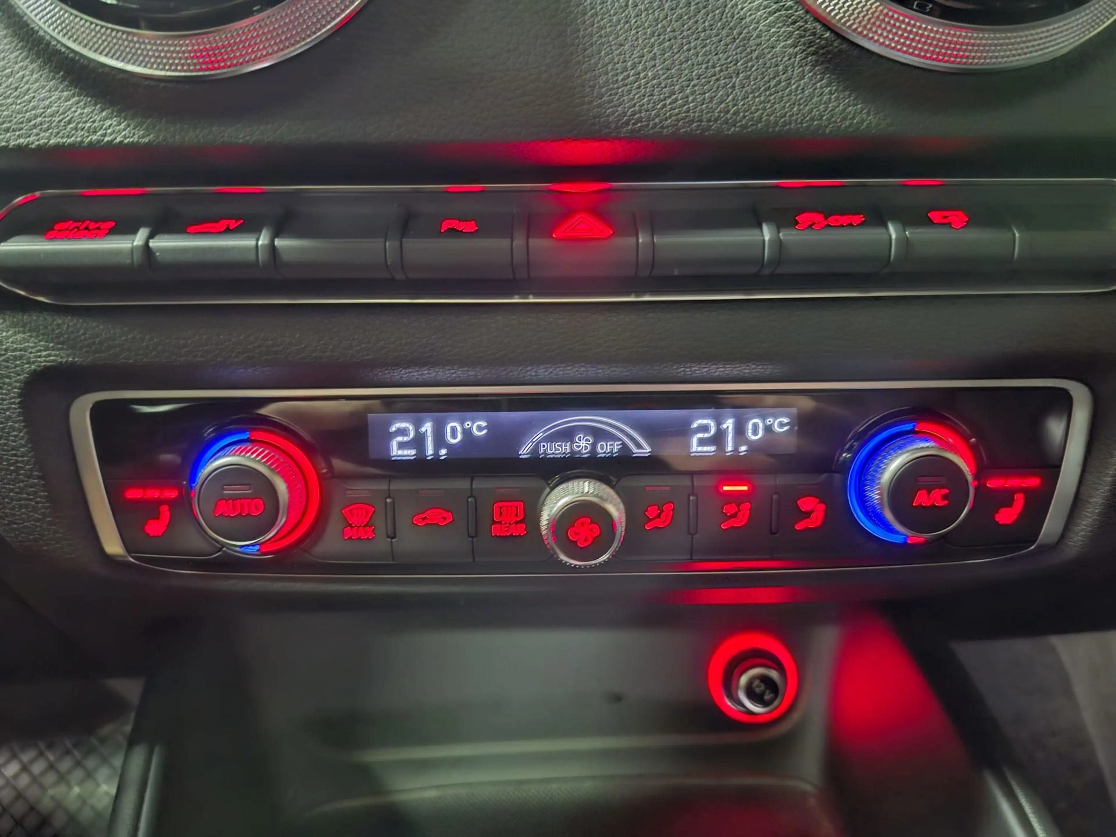 Audi A3 Sportback 1.4 e-tron PHEV Ambition Pro Line plus | — photo 25