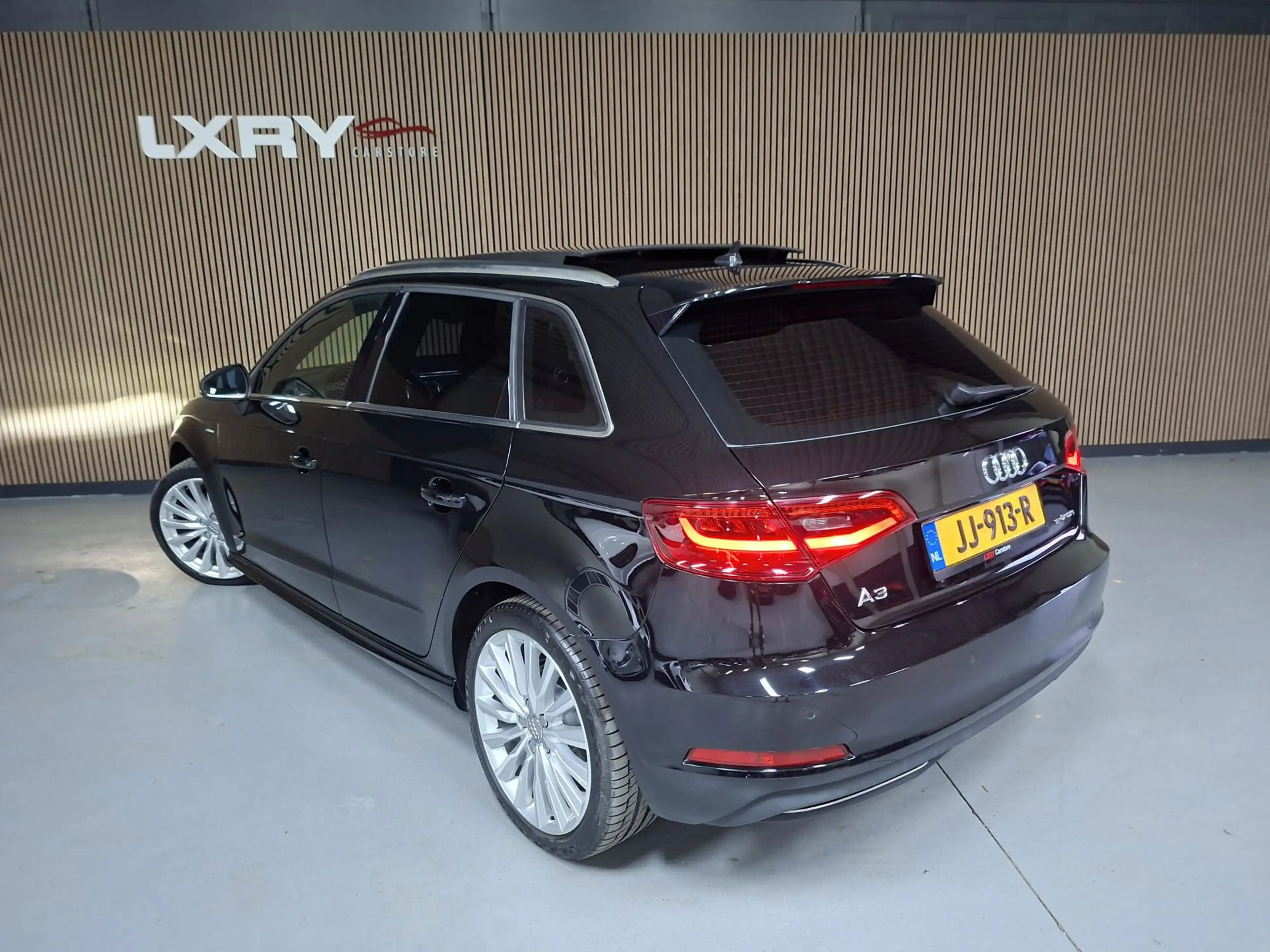 Audi A3 Sportback 1.4 e-tron PHEV Ambition Pro Line plus | — photo 7