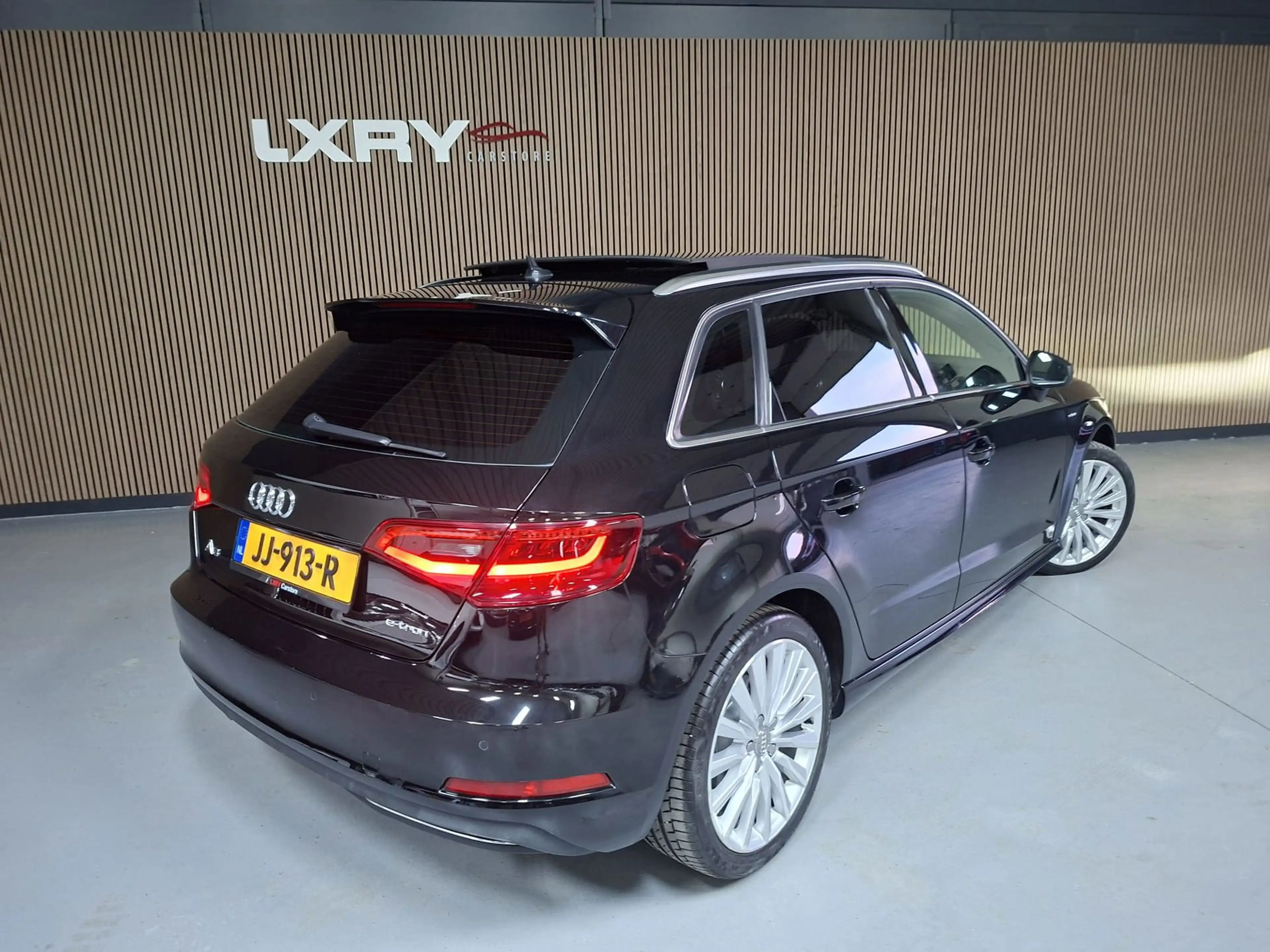 Audi A3 Sportback 1.4 e-tron PHEV Ambition Pro Line plus | — photo 5