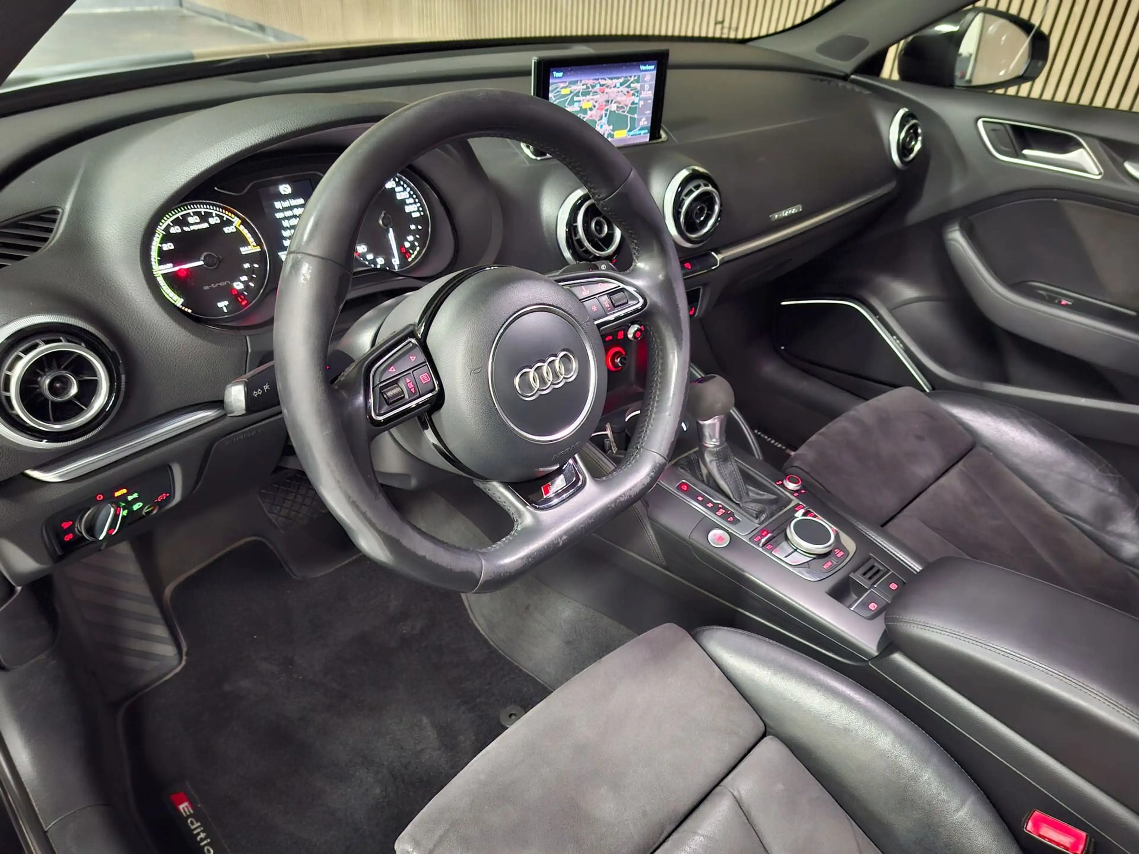 Audi A3 Sportback 1.4 e-tron PHEV Ambition Pro Line plus | — photo 16