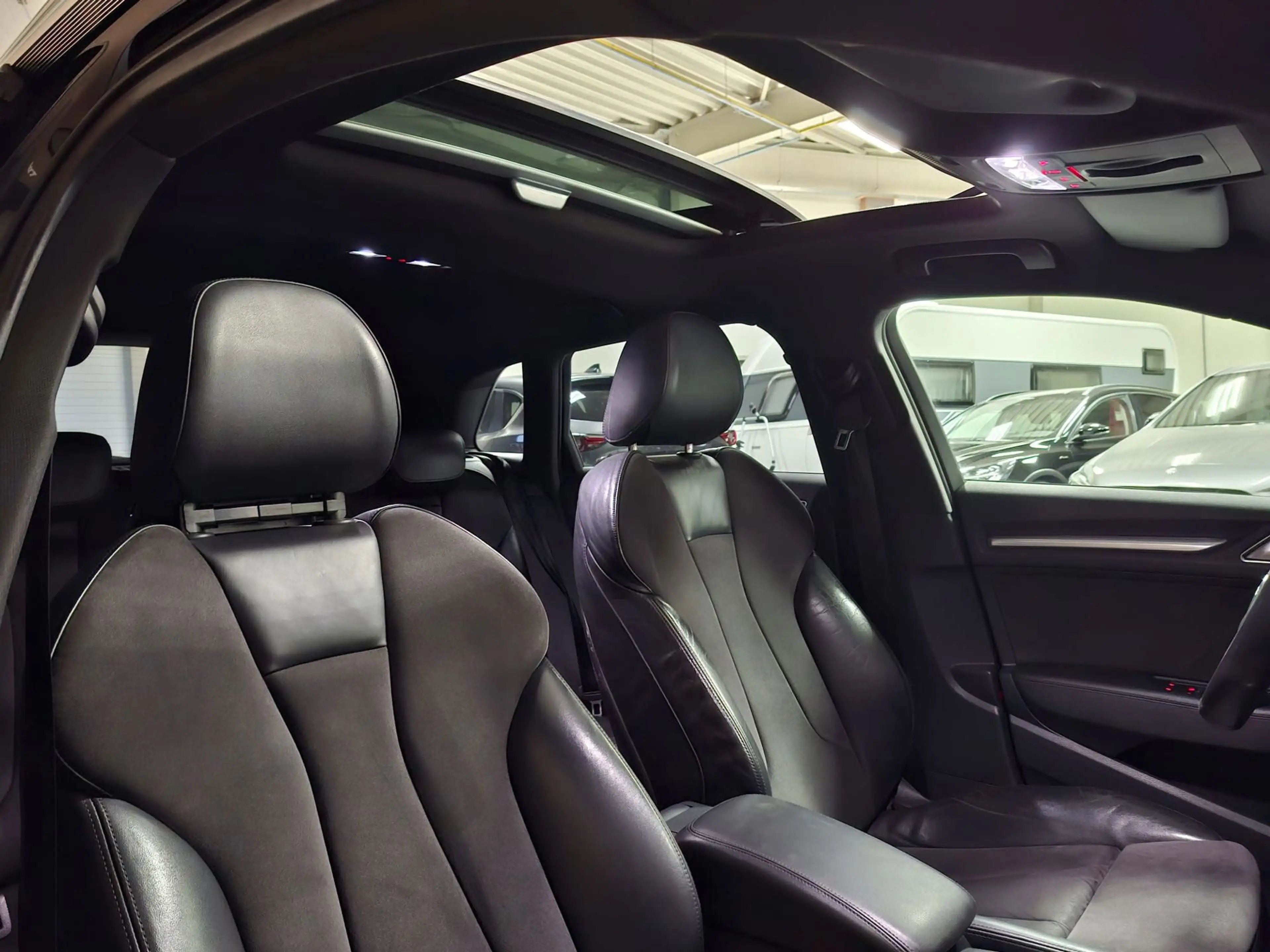 Audi A3 Sportback 1.4 e-tron PHEV Ambition Pro Line plus | — photo 35
