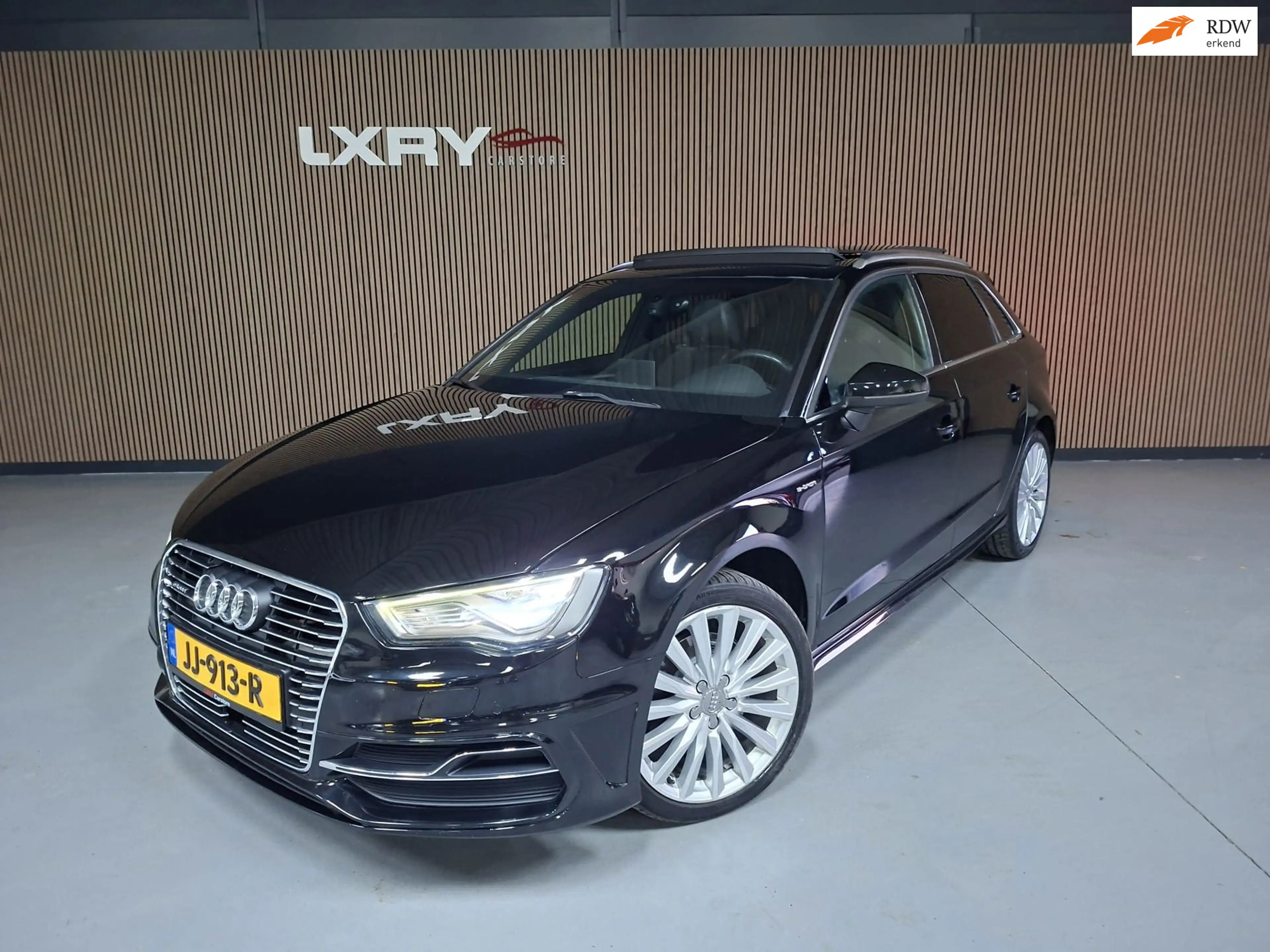 Audi A3 Sportback 1.4 e-tron PHEV Ambition Pro Line plus |
