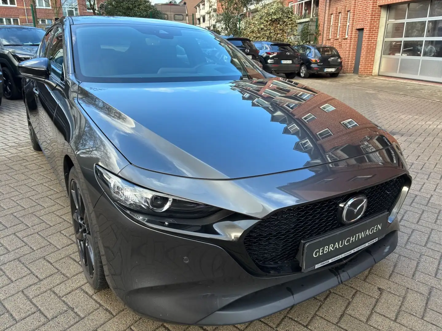 Mazda 3 SKYACTIV-X 2.0 M Hybrid 6AG AL-HOMURA PREM-PAK Grau - 2