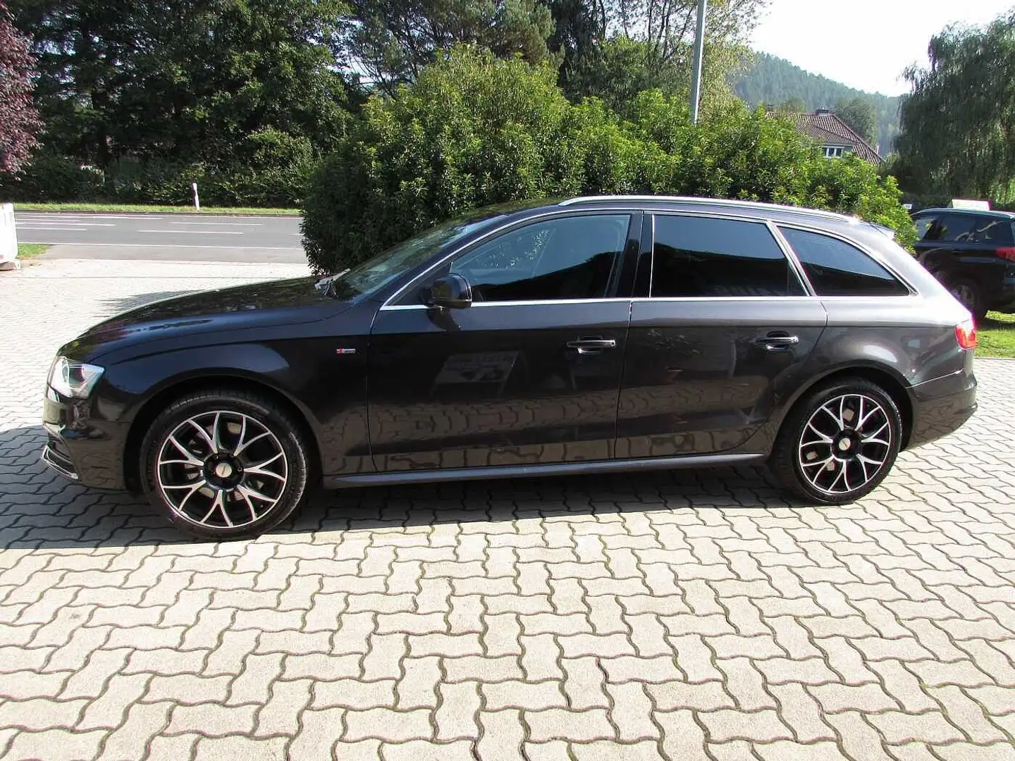 Audi A4 Avant 3.0 TFSI quattro S tronic Ambiente Grau - 2