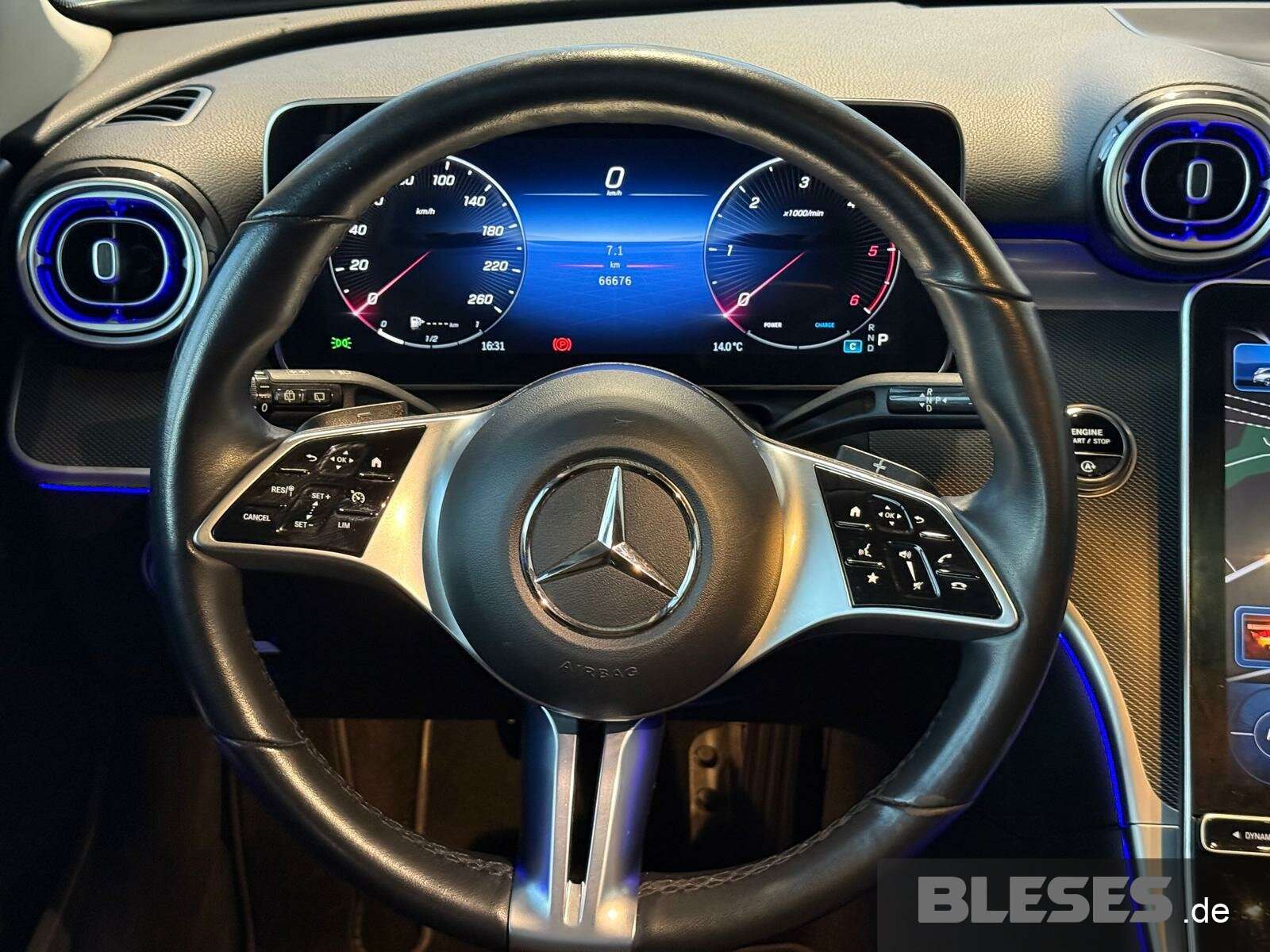 Mercedes-Benz C 220