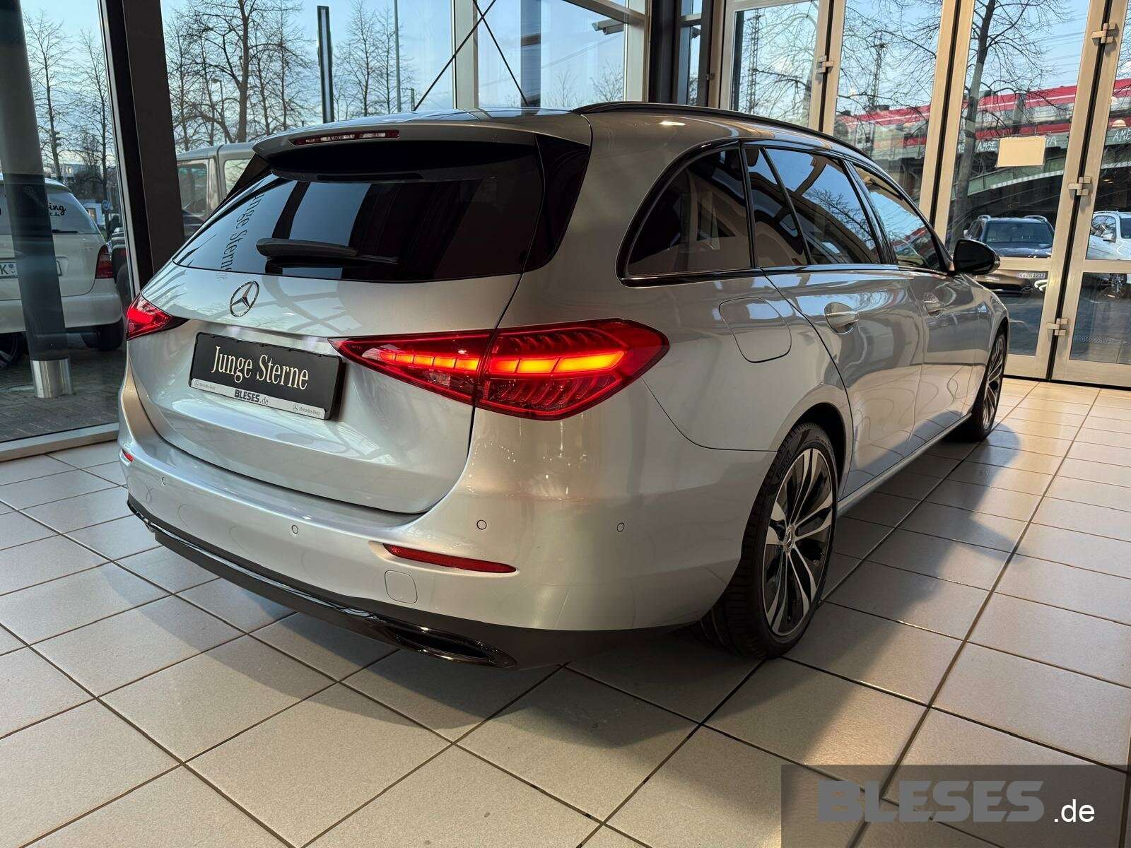Mercedes-Benz C 220
