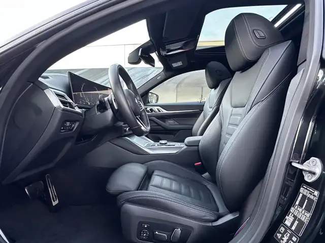 BMW 4 Series view 5