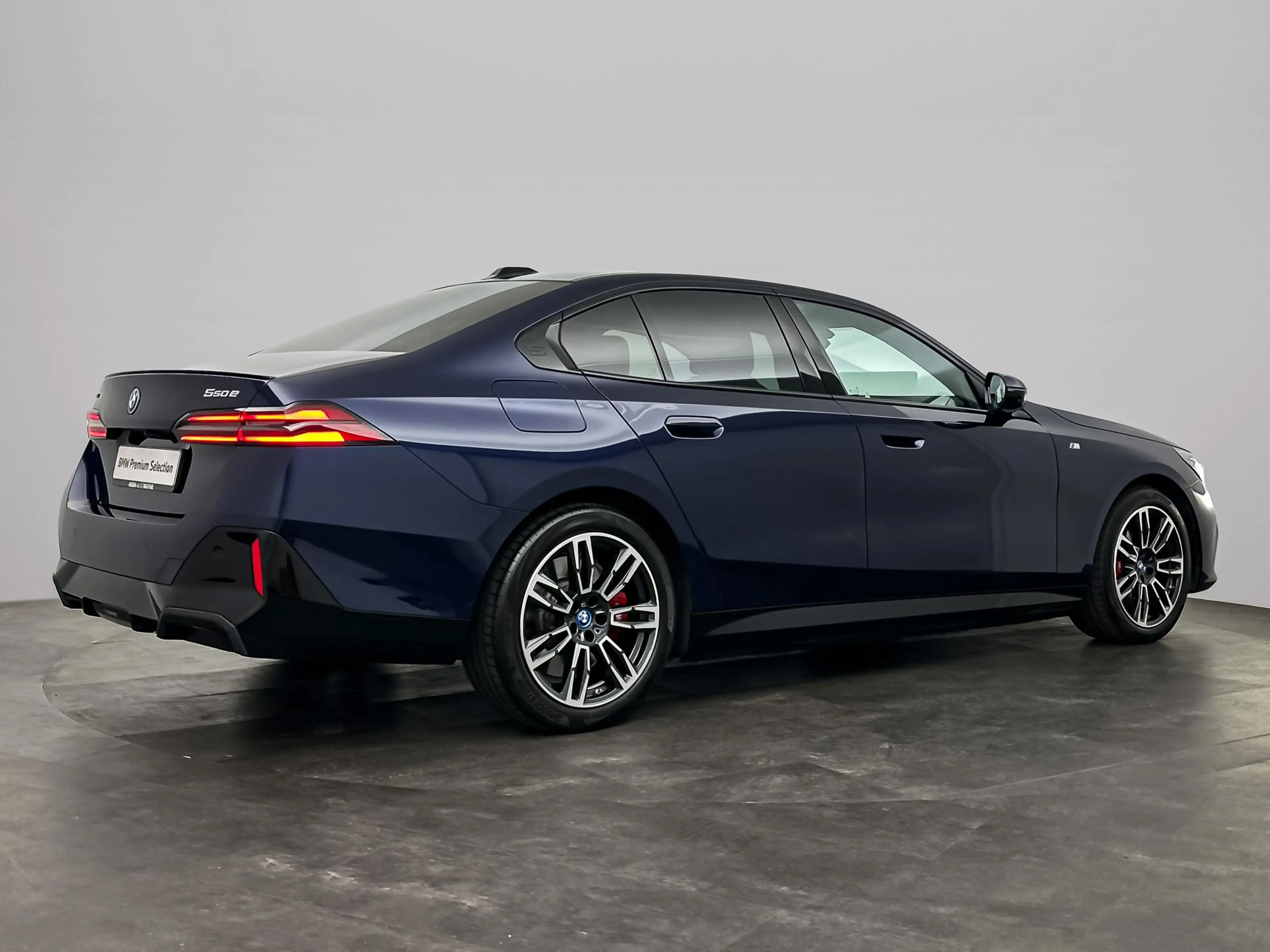 BMW 550 5-serie 550e xDrive | M Sportpakket Pro | Stuurwie — photo 4