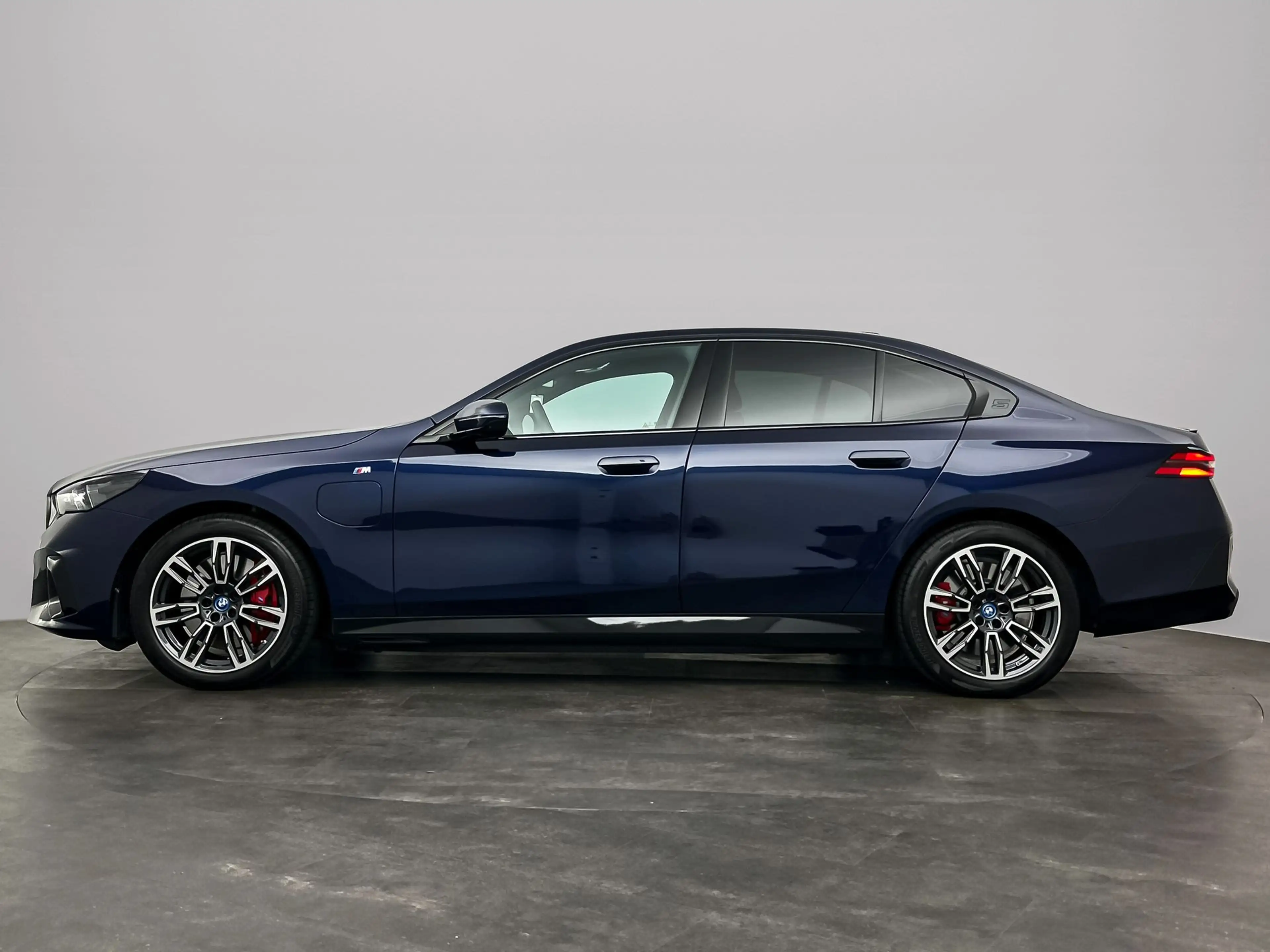 BMW 550 5-serie 550e xDrive | M Sportpakket Pro | Stuurwie — photo 8