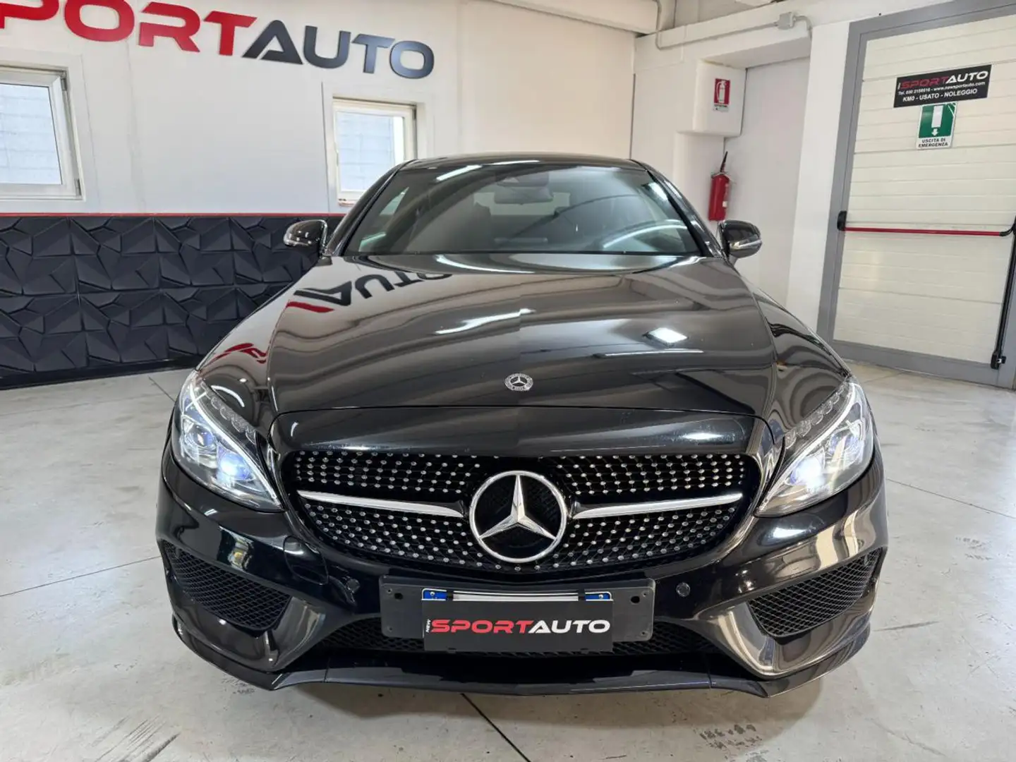 Mercedes-Benz C 250 d 4Matic Auto Coupé Premium AMG NIGHT Nero - 2
