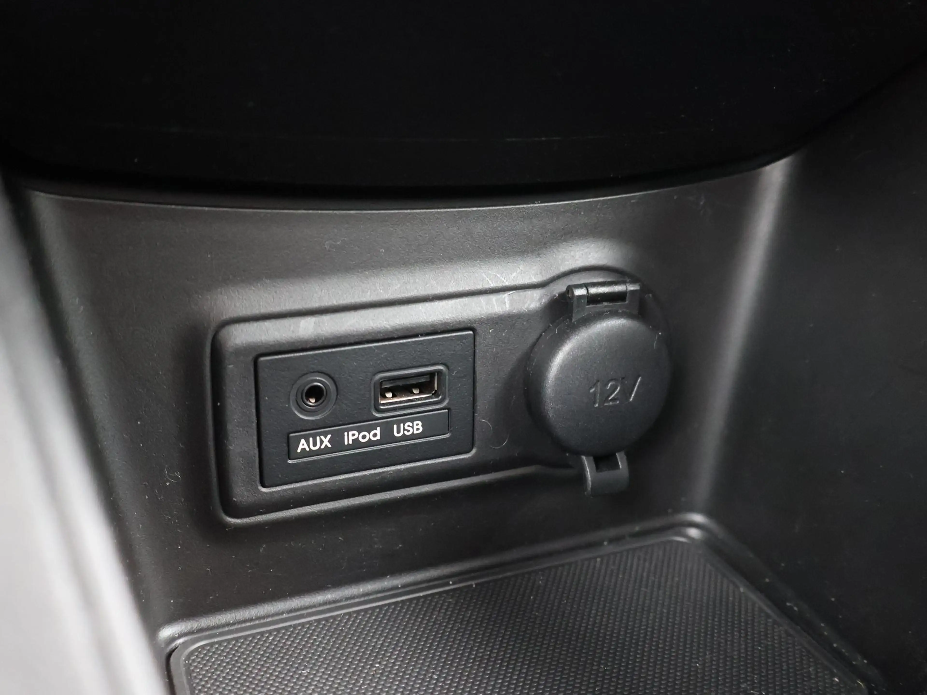 Kia Venga 1.6 CVVT AUTOMAAT + STUUR/STOELVERWARMING | PARKEE — photo 29