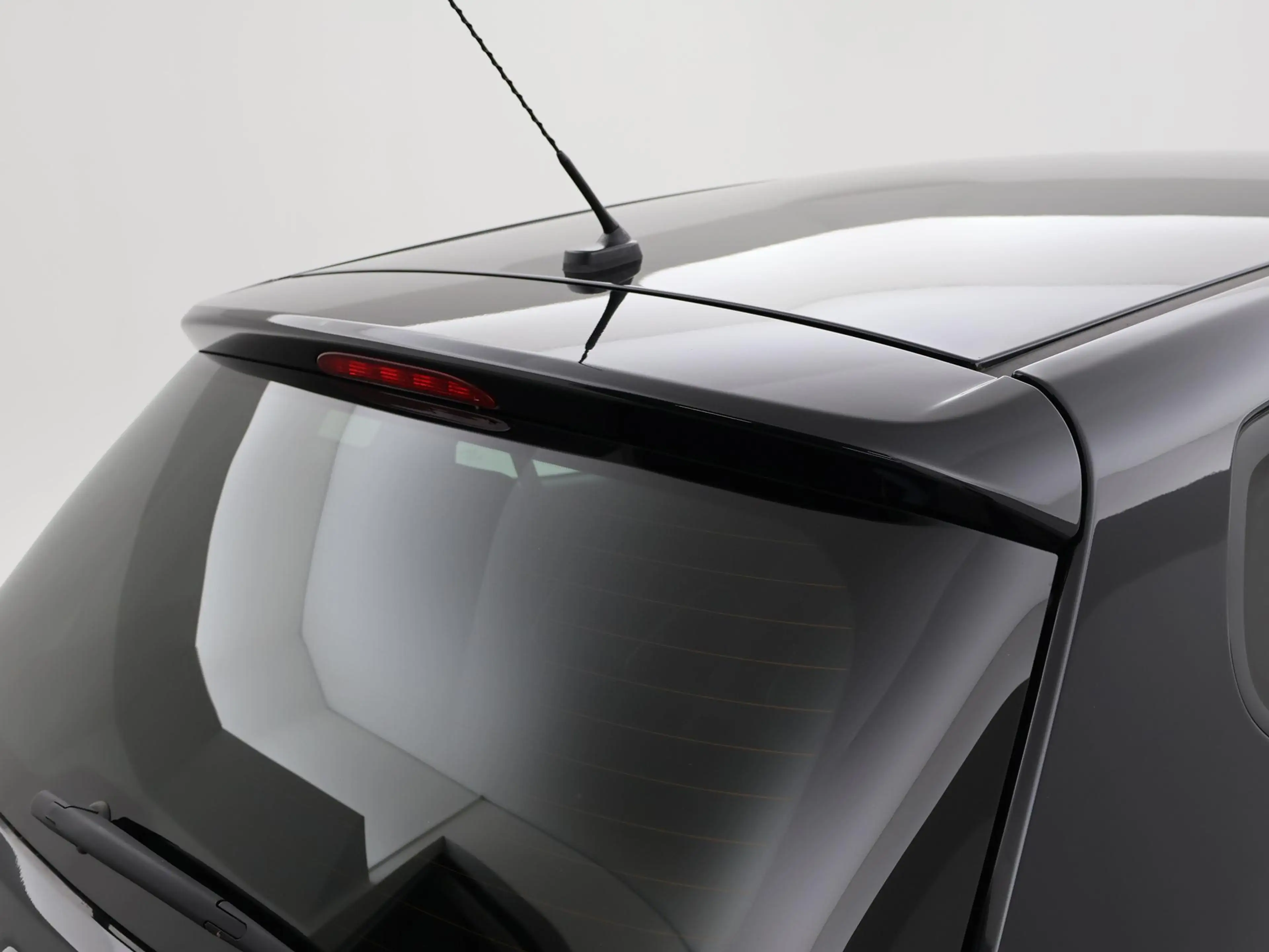 Kia Venga 1.6 CVVT AUTOMAAT + STUUR/STOELVERWARMING | PARKEE — photo 34