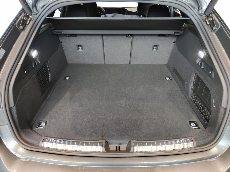 Audi A5 Avant e-hybrid quattro 270 kW S tronic S line, AHK — photo 8