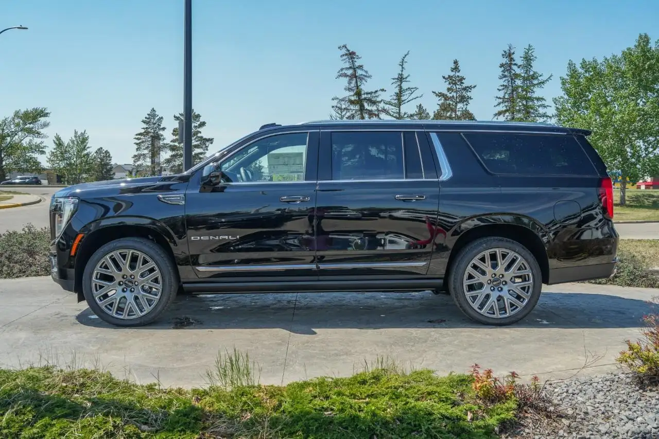 GMC Yukon снимка GMC Yukon