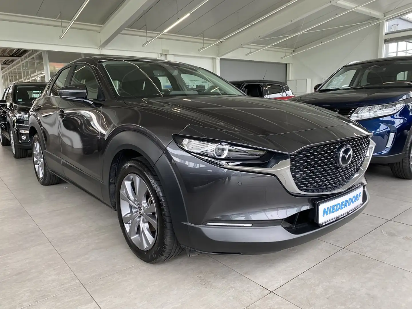 Mazda CX-30 2.0 SELECTION 18" NAVI KAM LED Grijs - 1