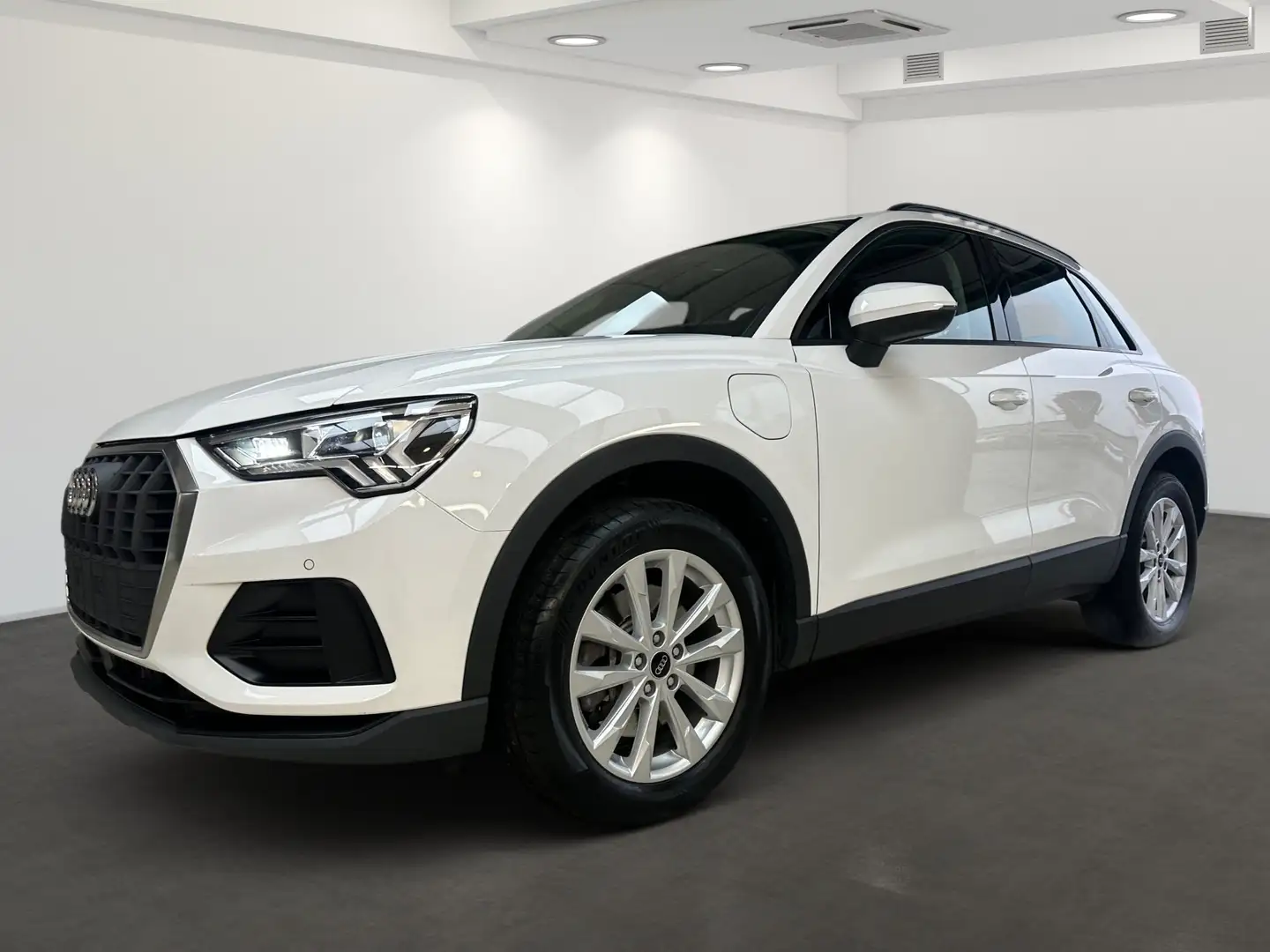 Audi Q3 45 TFSI e *LED*KAMERA*NAVI* Bianco - 2