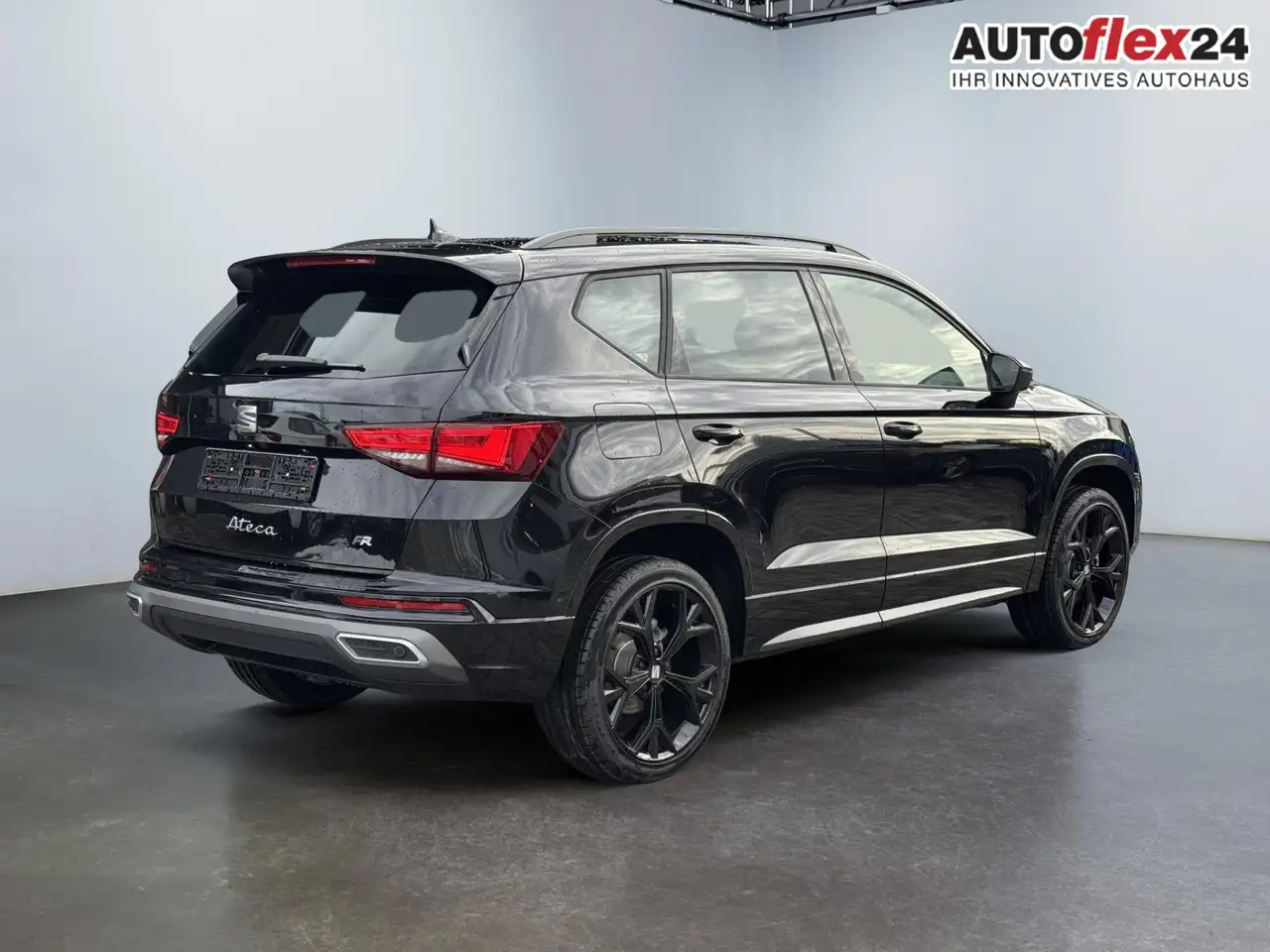 SEAT Ateca 1.5 TSI DSG FR Black Edition 19Z AHK PDC SHZ Na... 5