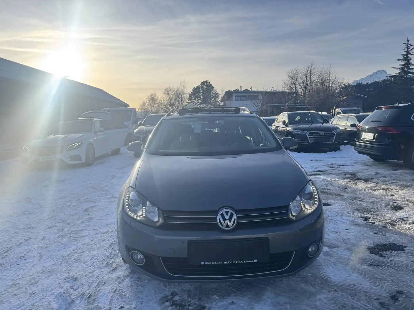 Volkswagen Golf Variant Highline 4Motion Grau - 2