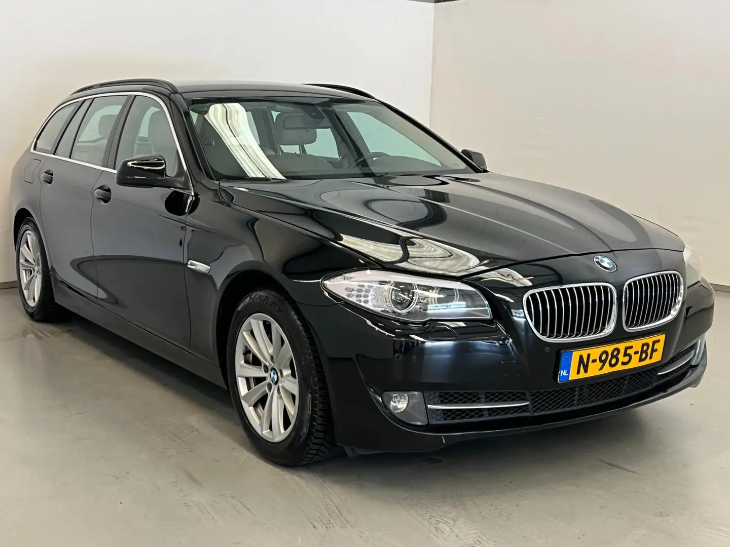 BMW 528 5-serie Touring 528i Executive / Xenon / Stoelverw Schwarz - 2