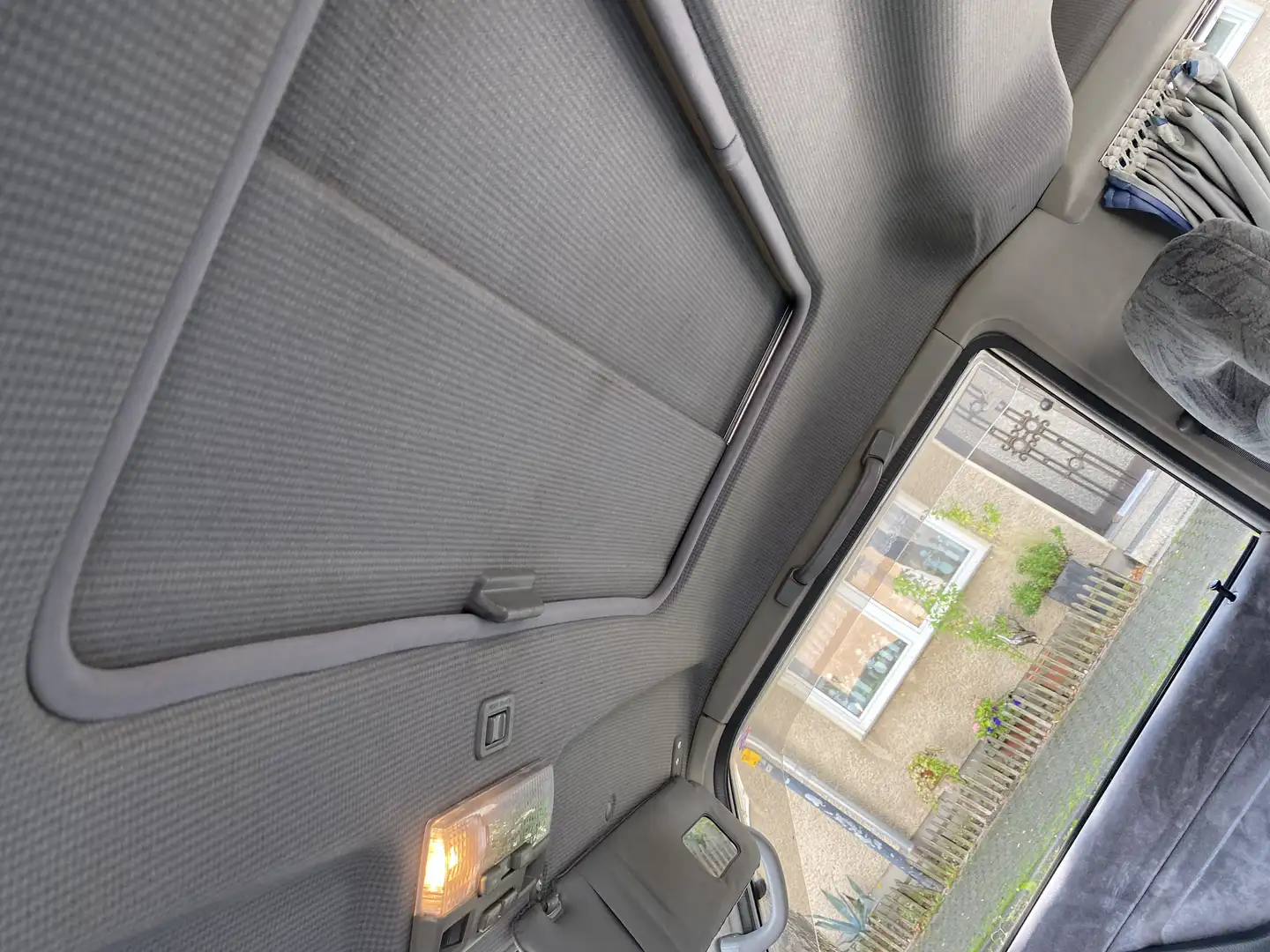 Mitsubishi L300 L 300 Crystal Lite Roof Grau - 2