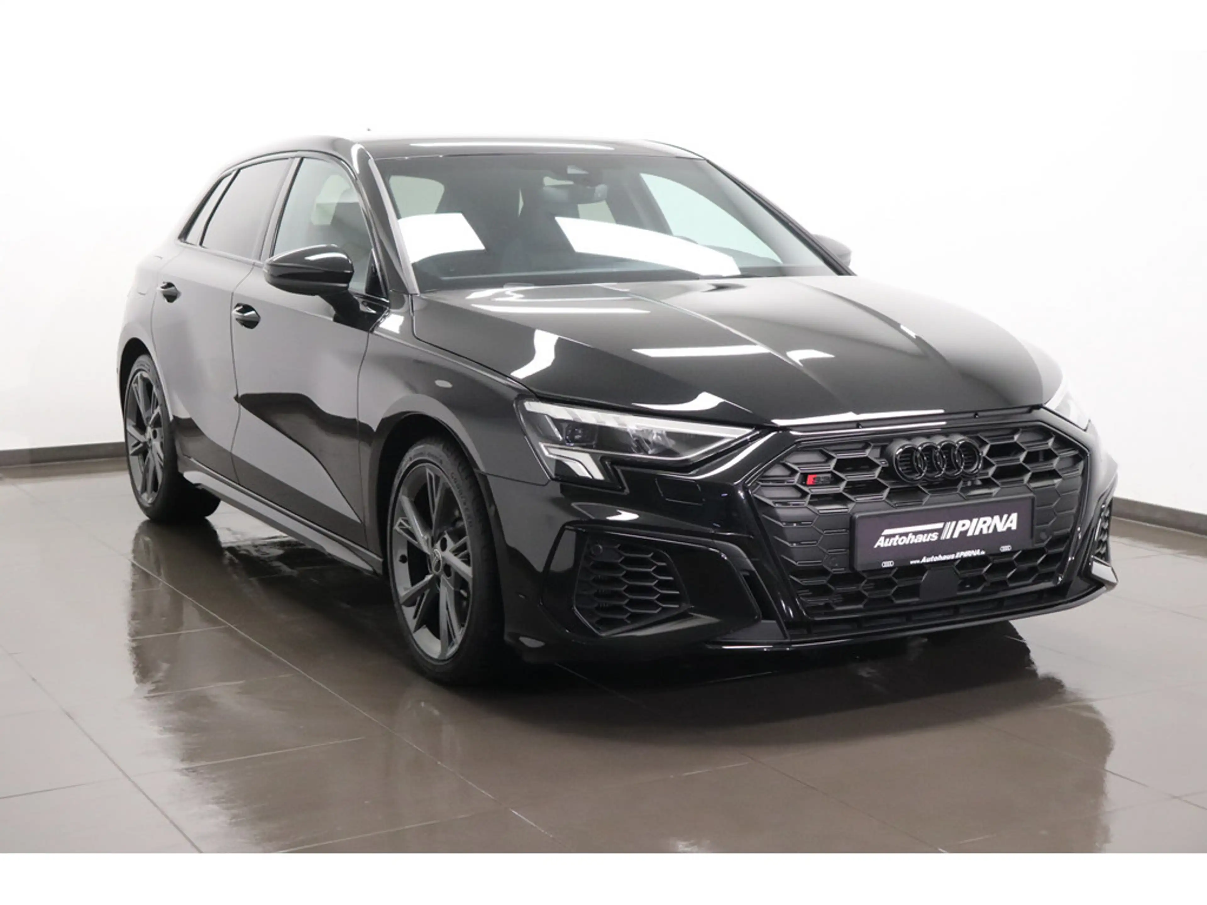 Audi S3 quattro 2.0 TFSI Sportback #LED #NAVI — photo 4