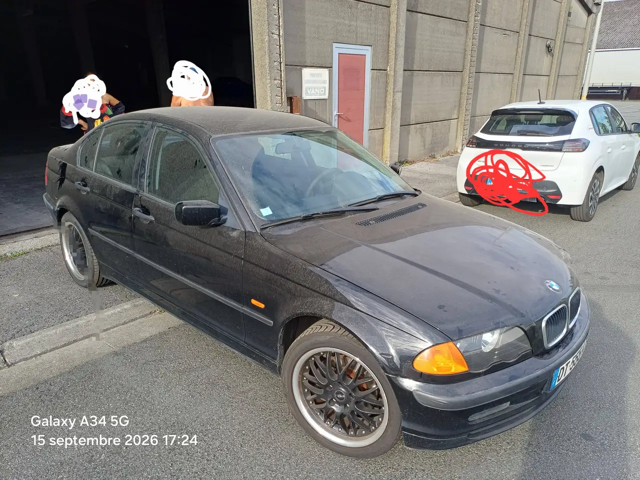 BMW 318i, foto 3