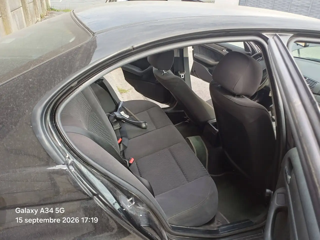 BMW 318i, foto 7