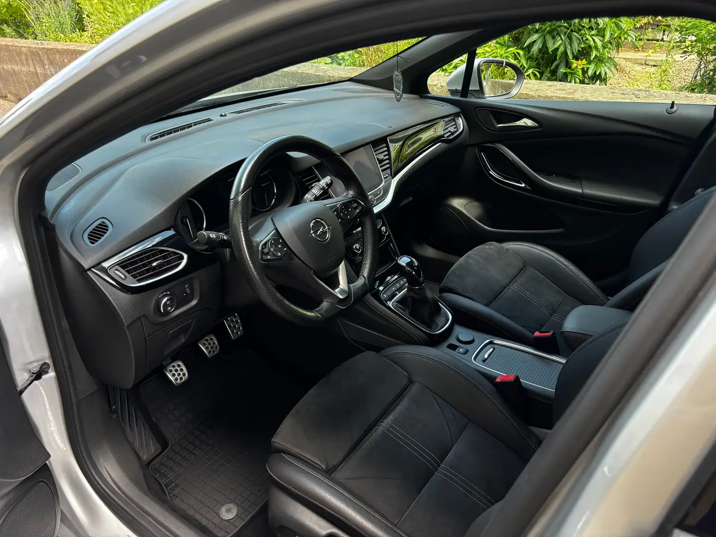 Opel Astra 1,5 CDTI Ultimate/ Top Ausstattung/ 8 fach bereift Silber - 2