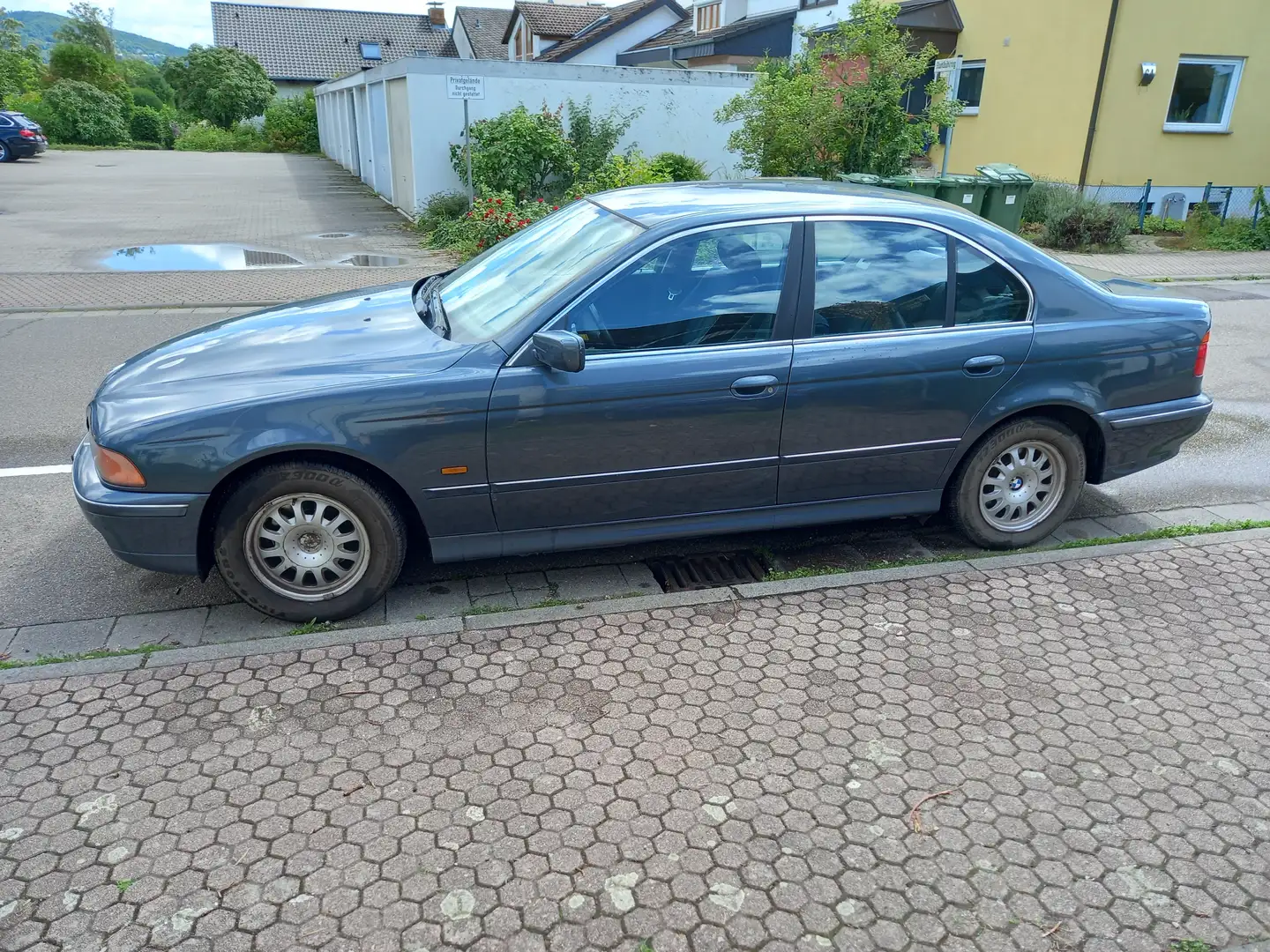 BMW 520 520i Szary - 2