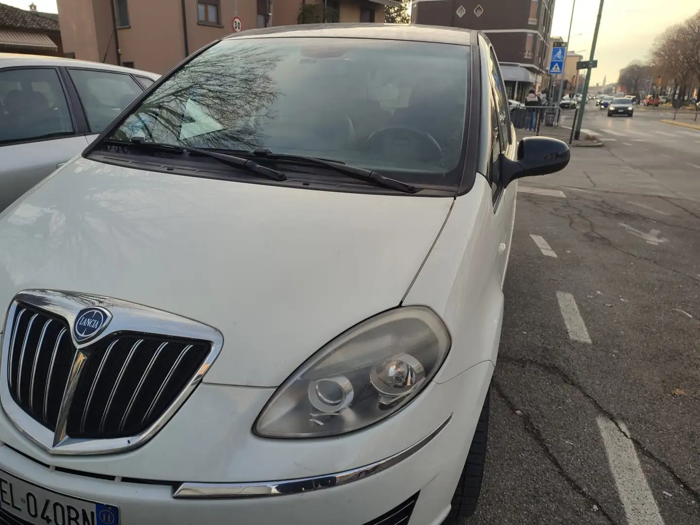 Lancia MUSA 1.3 mjt Platinum c/sens.parc. s/TA Wit - 1