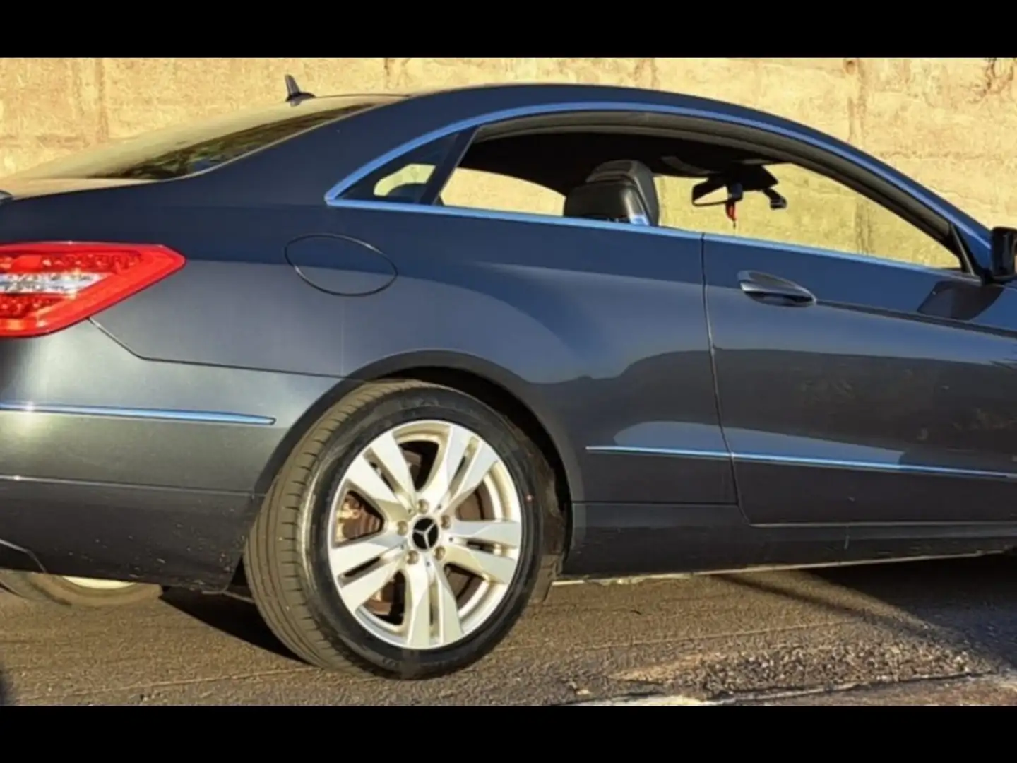 Mercedes-Benz E 220 Coupe cdi be Executive - 2