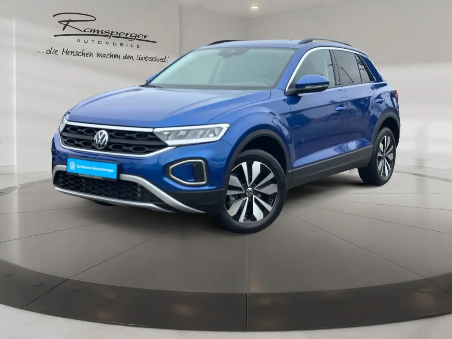 Volkswagen T-Roc 1.5 TSI DSG MOVE ACC LED Navi SHZ PDC Blau - 2