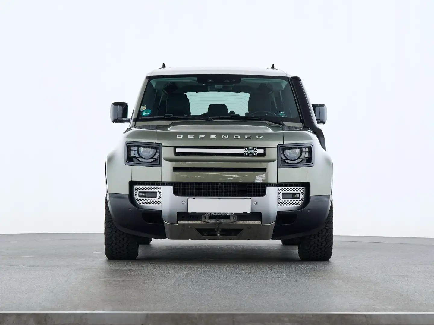 Land Rover Defender New Defender 110 D240 SE - 2