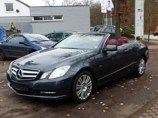 Mercedes-Benz E 200 E200 CGI Cabrio Xenon Navi Shz Airscarf H/K AHK