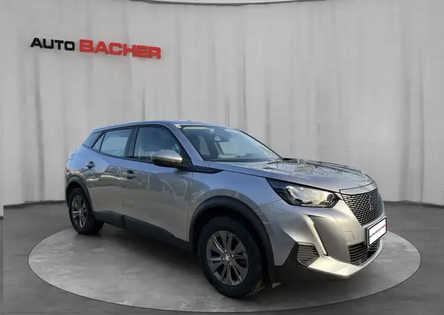 Peugeot 2008 view 5
