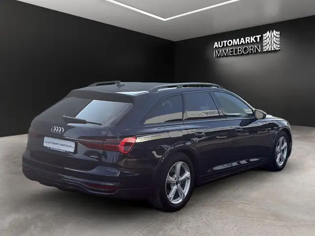 Audi A6 view 8