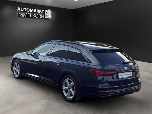 Audi A6 view 6
