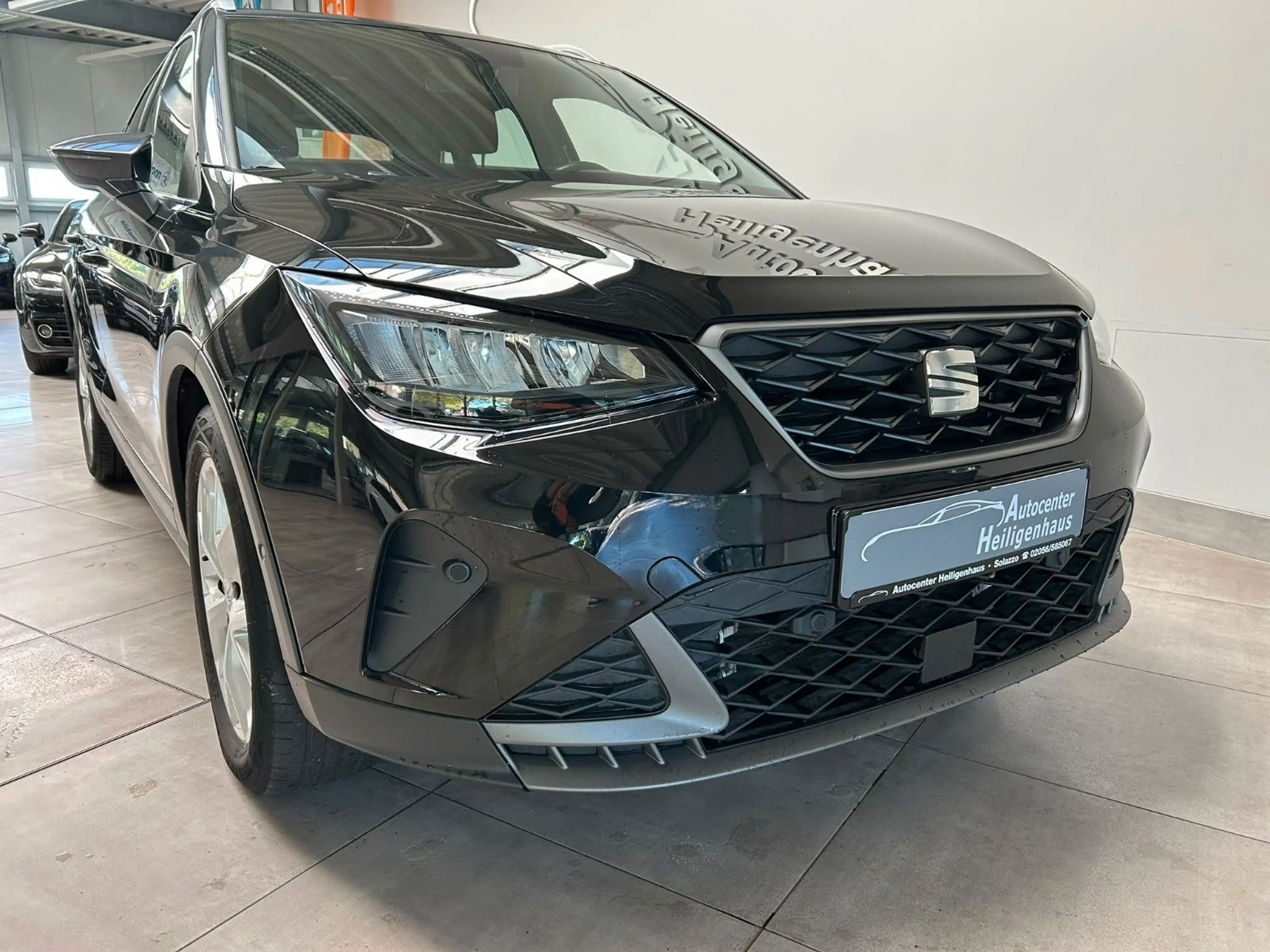 SEAT Arona FR DSG Navi Kamera Sitzheizung  Tempo