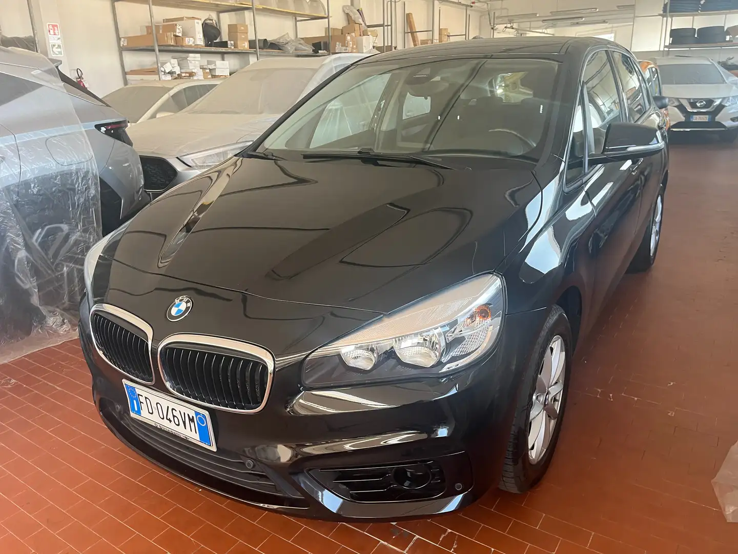 BMW 214 214d Active Tourer Noir - 1