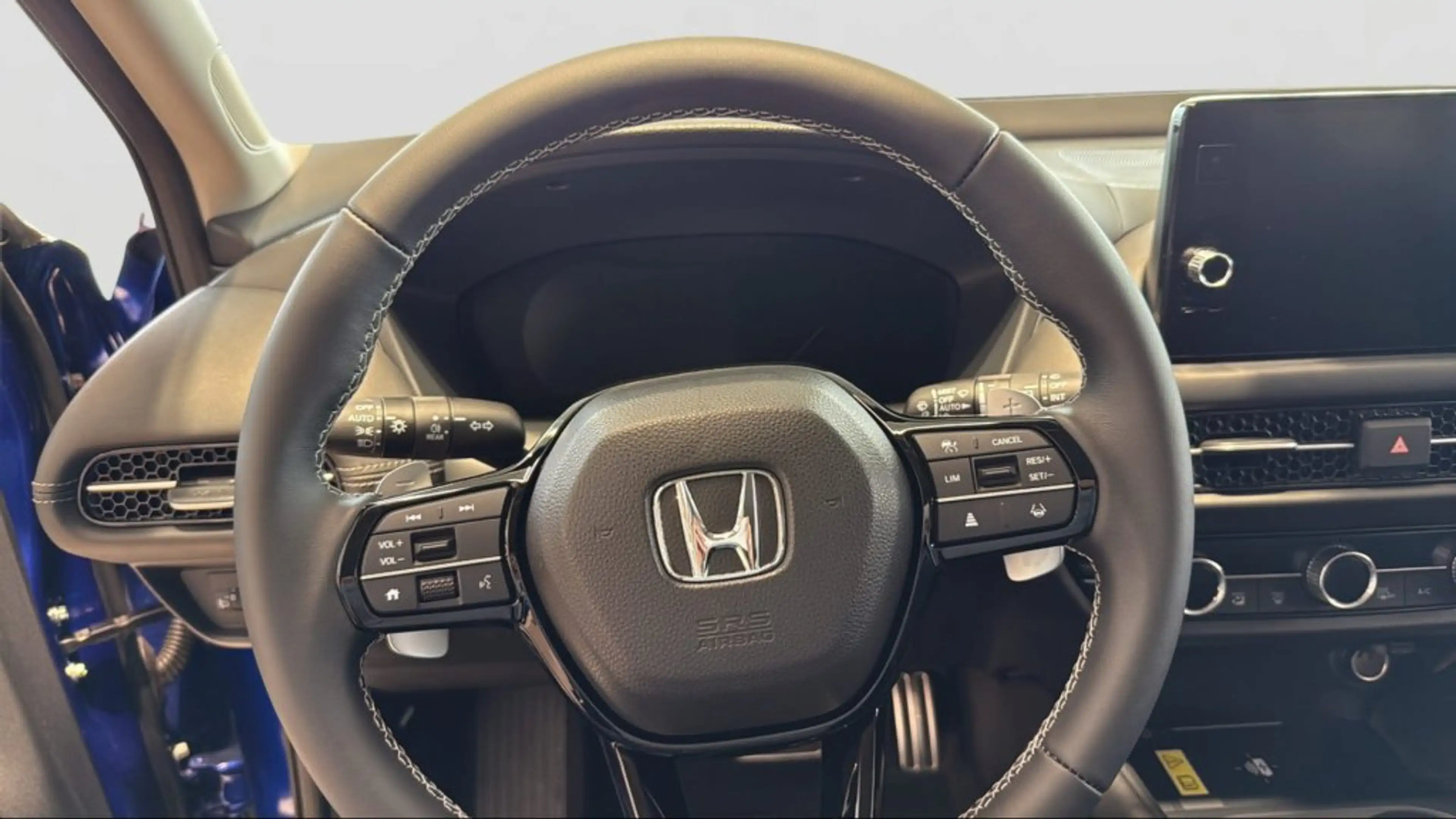 Honda ZR-V 2.0 AT Sport — photo 8