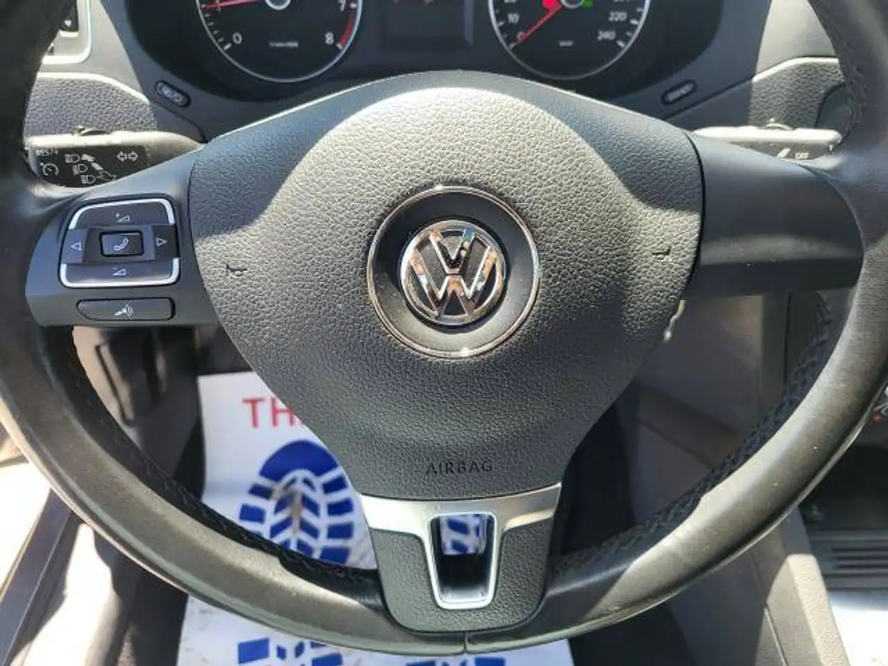 Volkswagen Jetta снимка Volkswagen Jetta