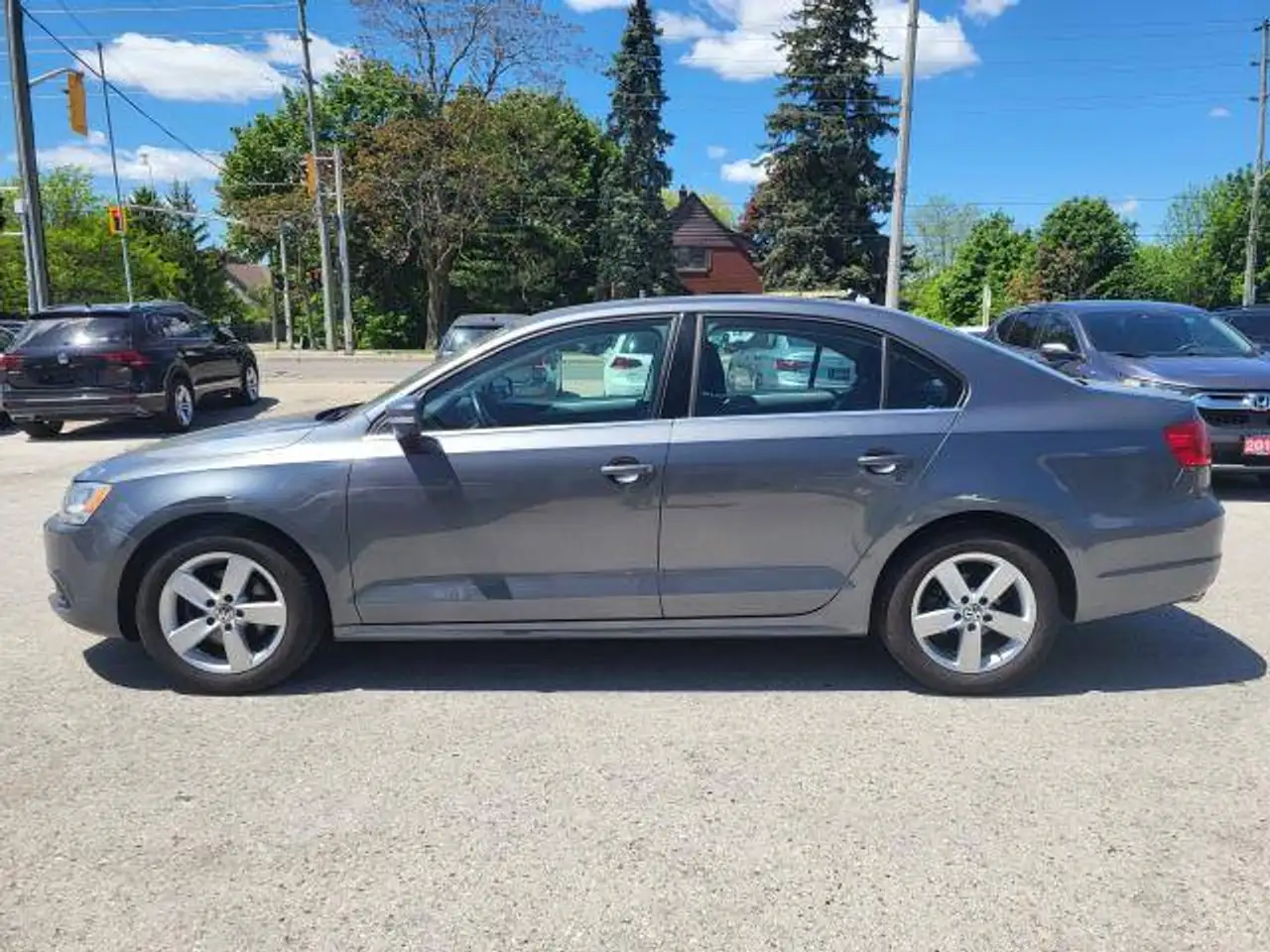 Volkswagen Jetta снимка Volkswagen Jetta