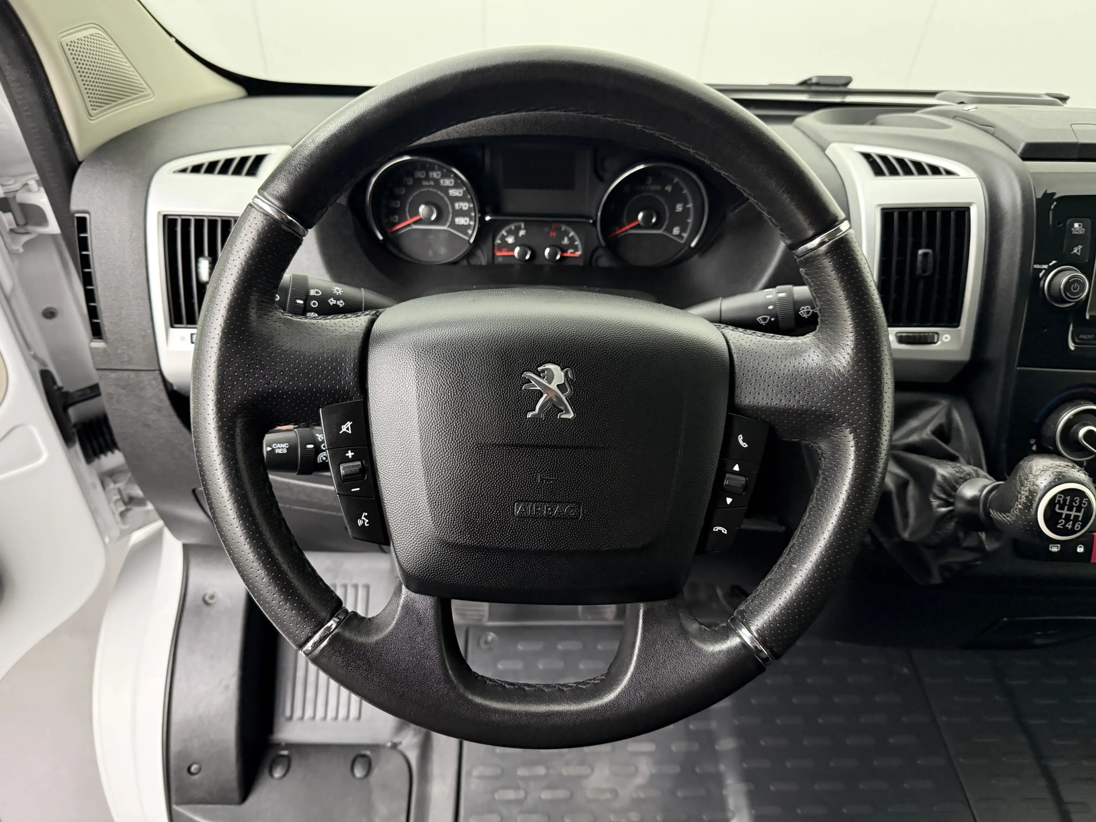 Peugeot Boxer 2.2BlueHDi 165PK L3H2 Zwaar Grip | 2xSchuifdeur | — photo 14
