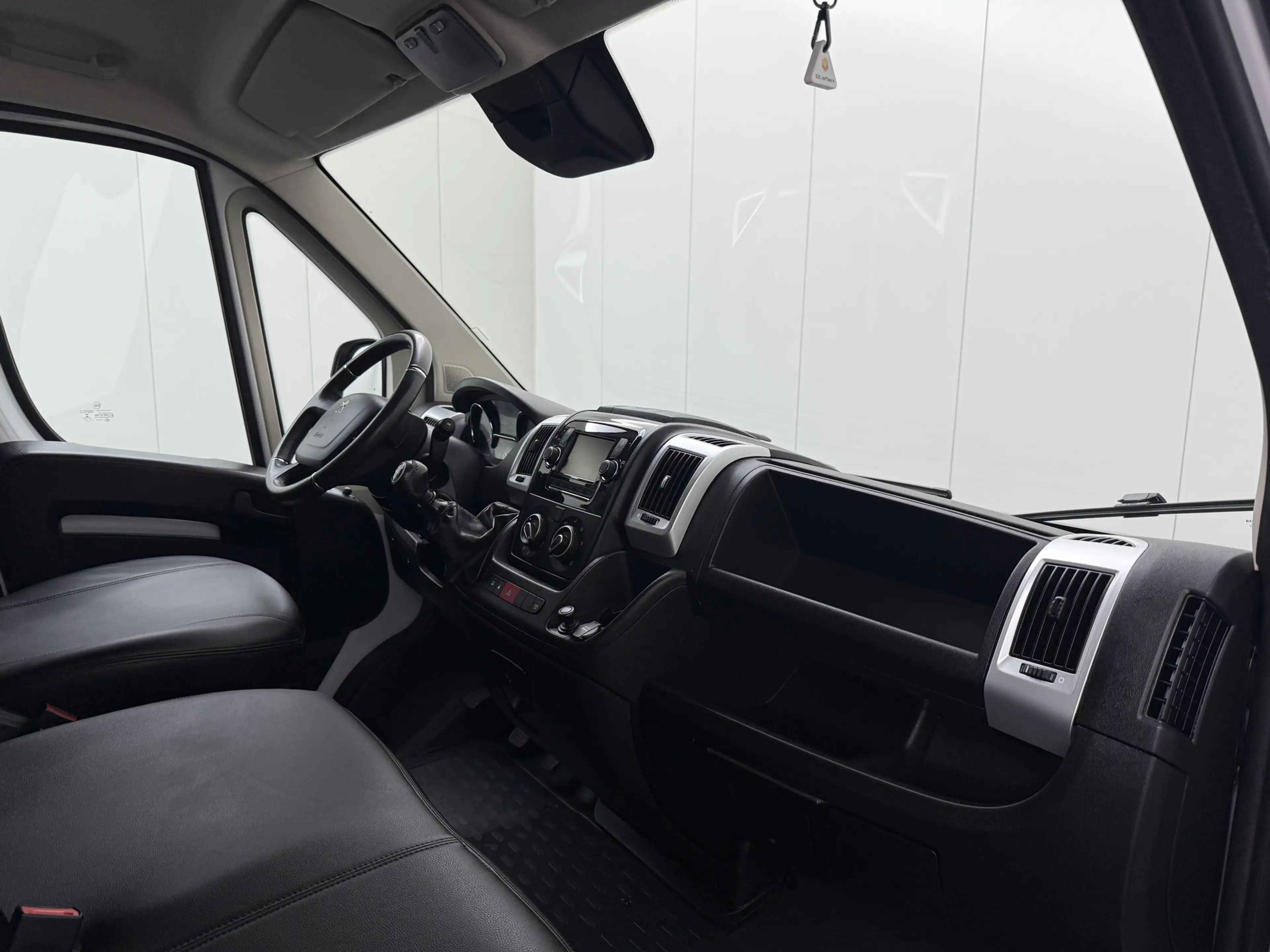 Peugeot Boxer 2.2BlueHDi 165PK L3H2 Zwaar Grip | 2xSchuifdeur | — photo 20