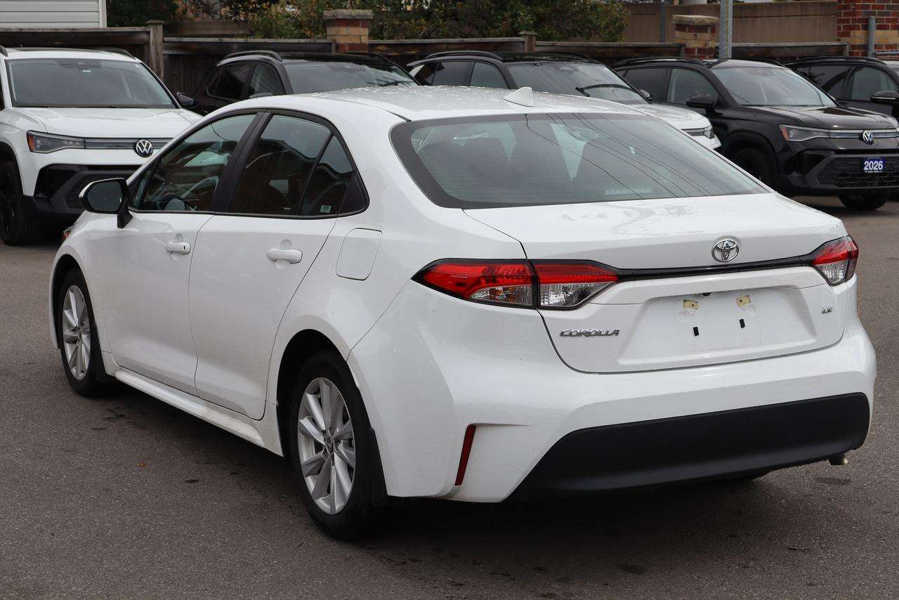 2026 Toyota Corolla LE — photo 1