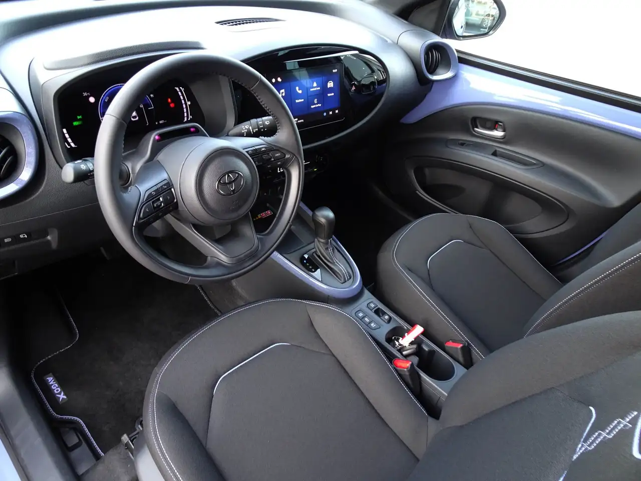 Toyota Aygo X 1.5 Hybrid 115 CV 5 porte, миниатюра 7