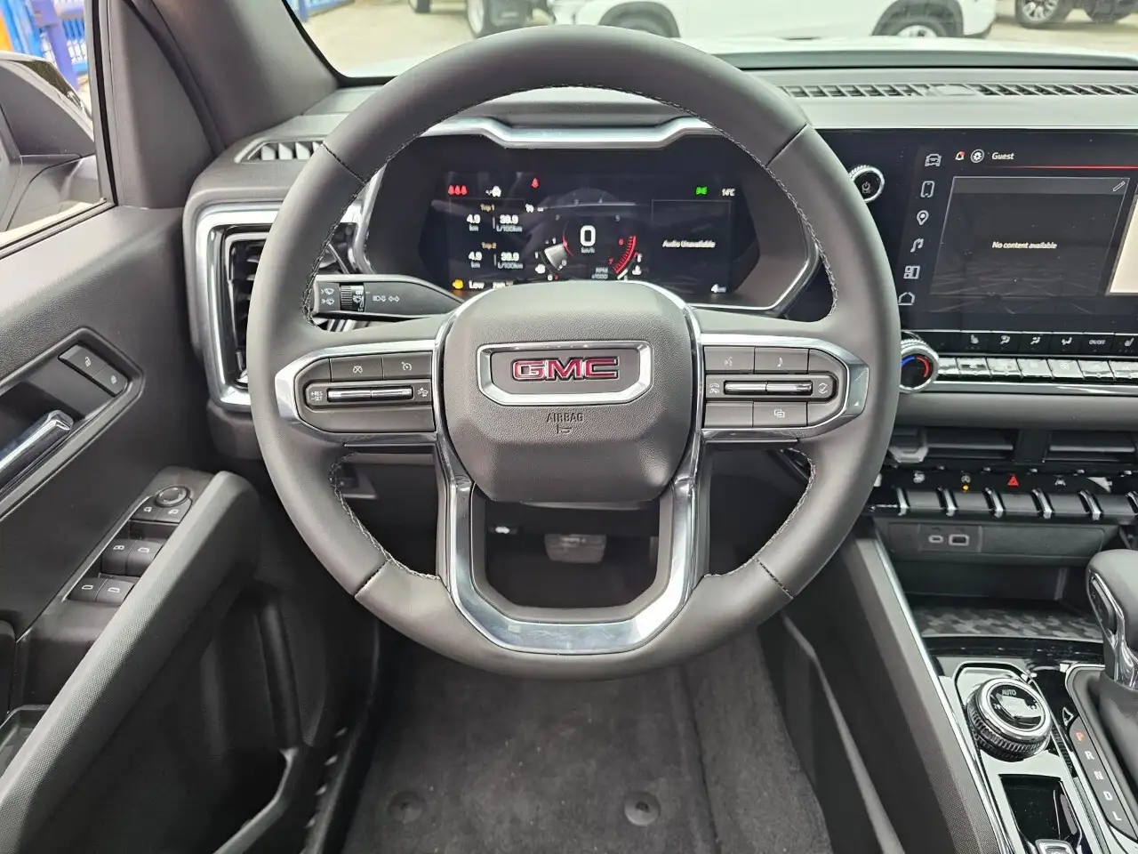 GMC Canyon снимка GMC Canyon